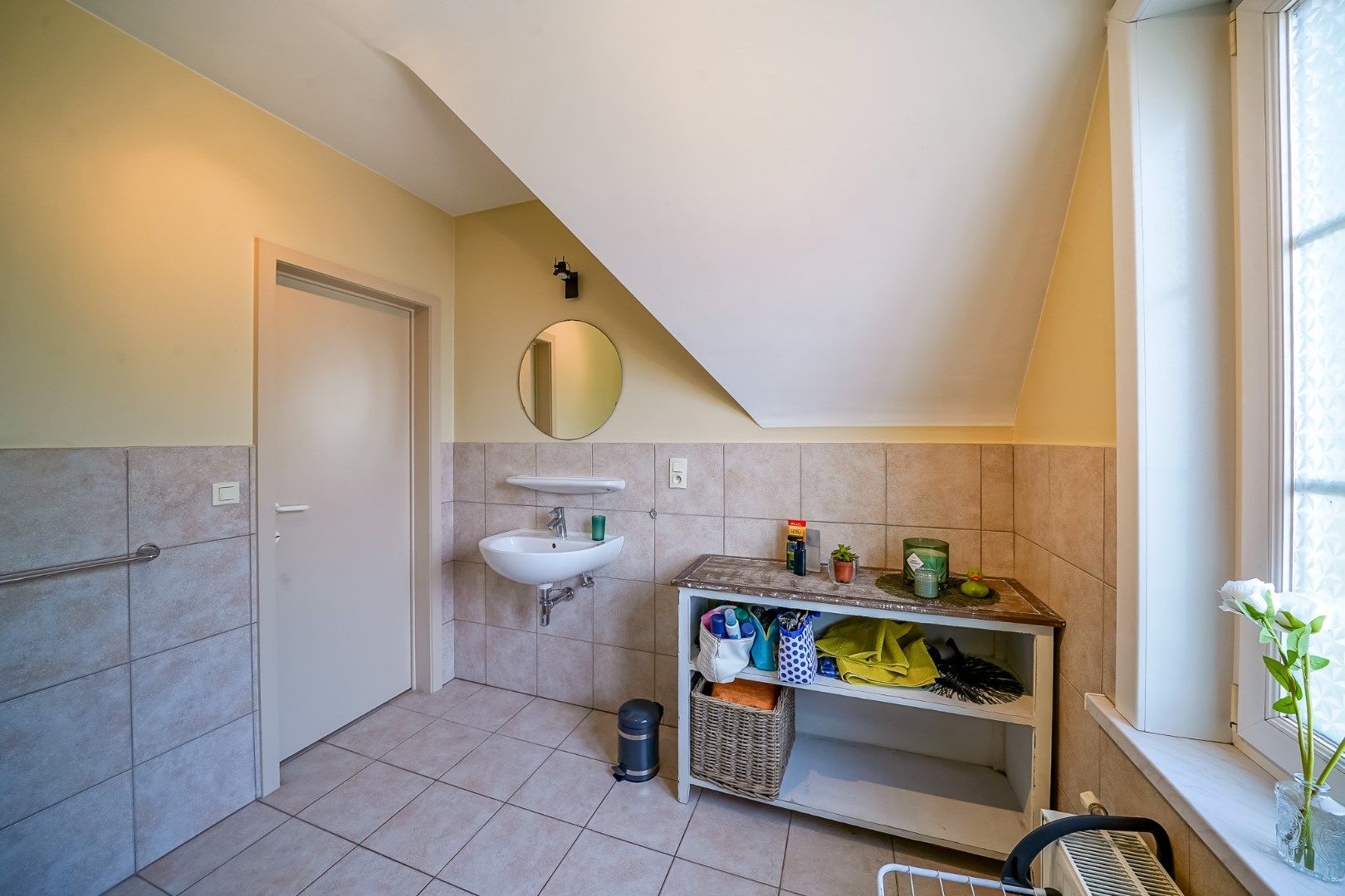 Instapklare halfopen bebouwing met 3 slaapkamers in Oostende foto 16
