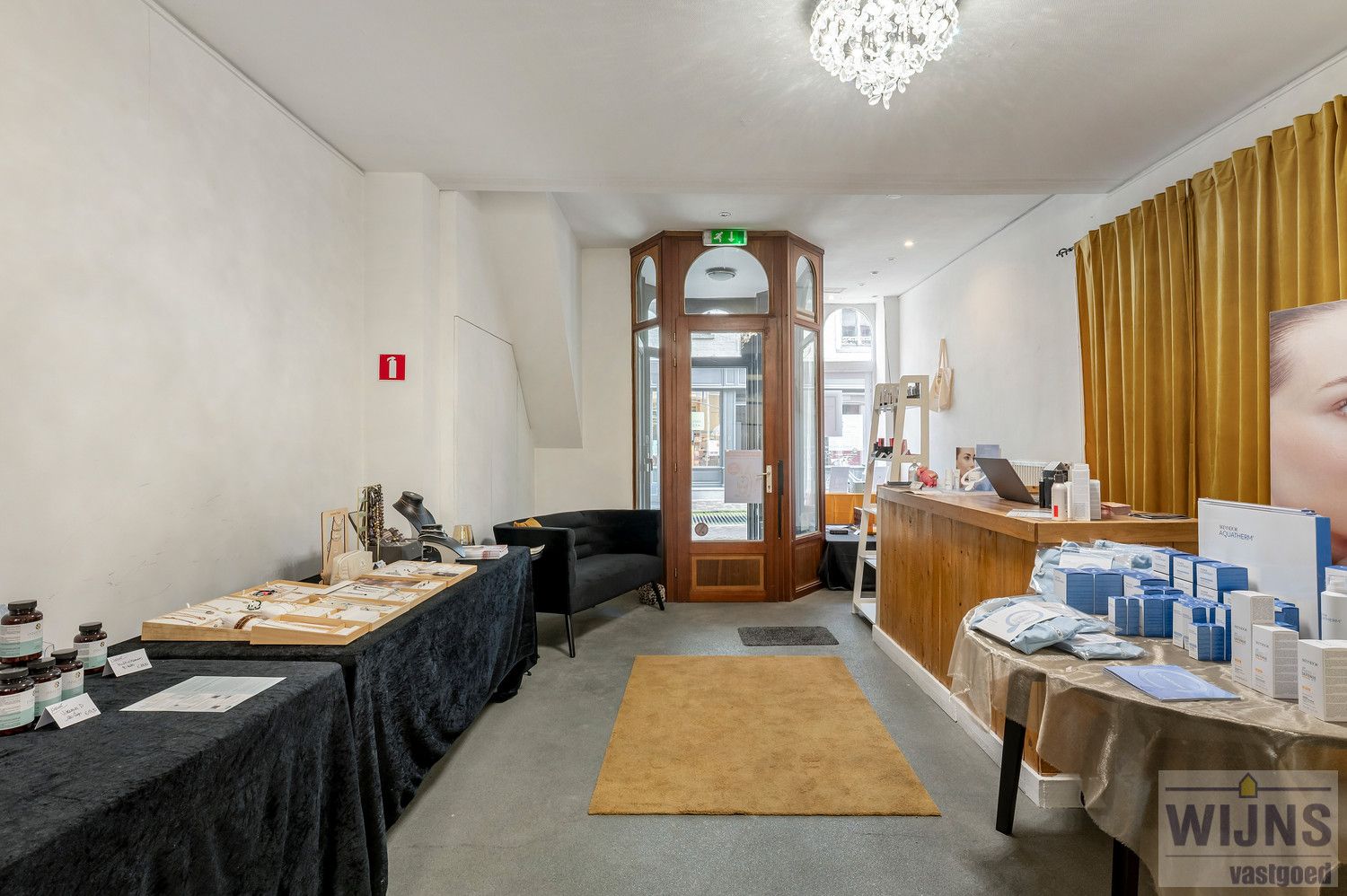 Opbrengstgebouw met 3 eenheden. foto 4
