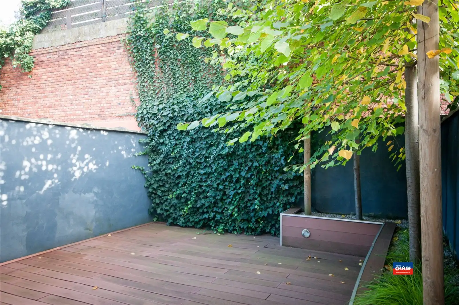 Rijwoning met 5 slaapkamers en tuin foto 4