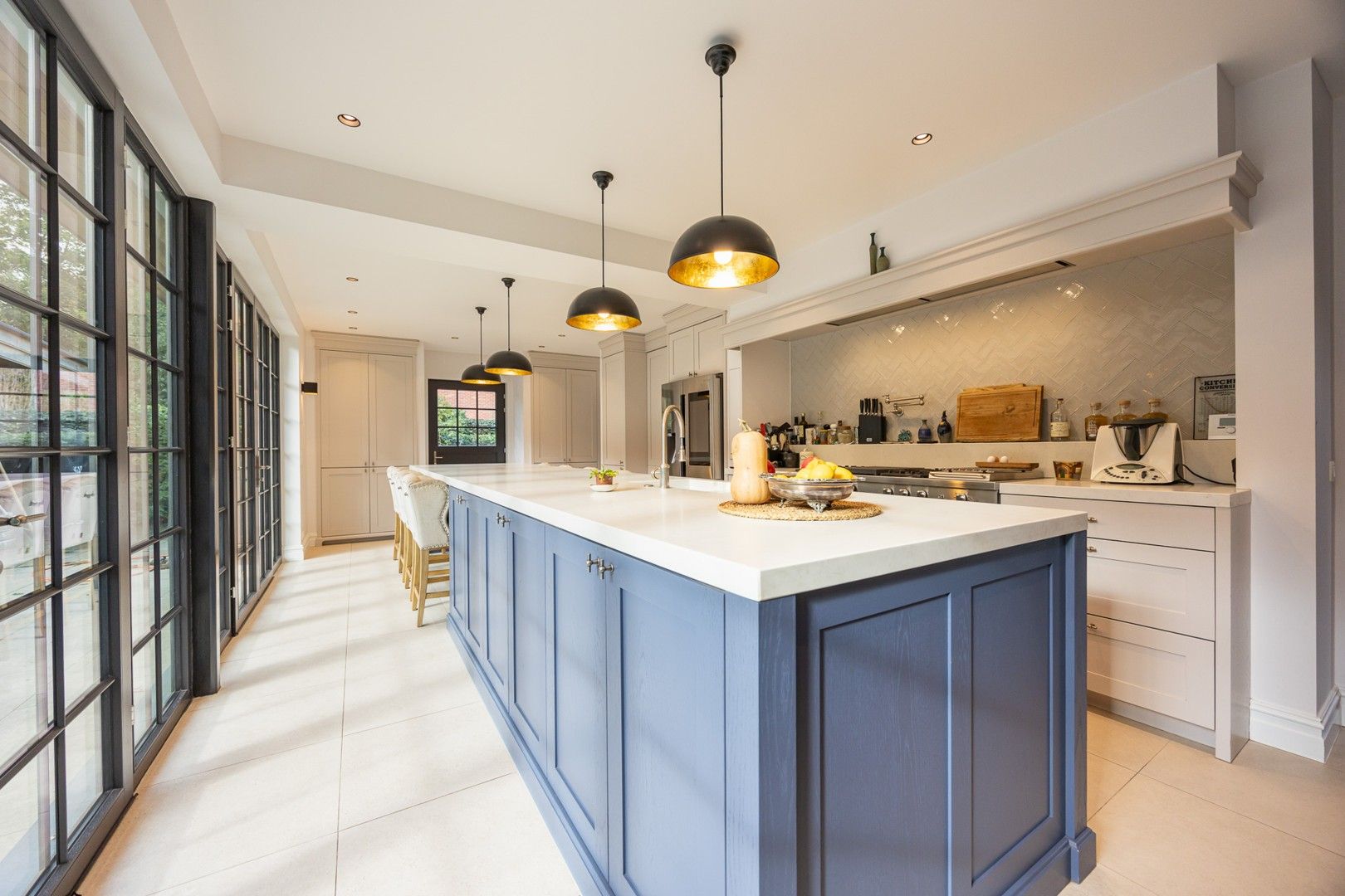 RUIME EXCLUSIEVE VILLA GELEGEN IN DE SCHADUW VAN HET PEERDSBOS foto 8