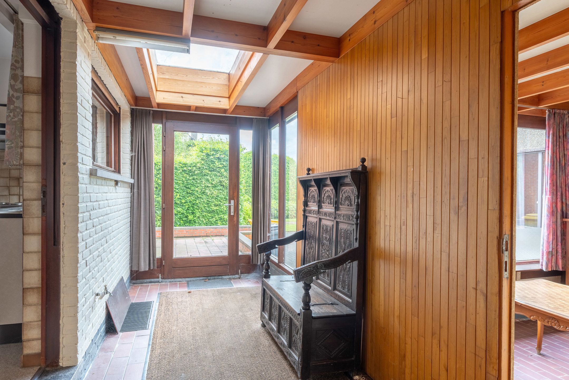 Ruime, te renoveren woning met vergund magazijn te Beerse foto 28