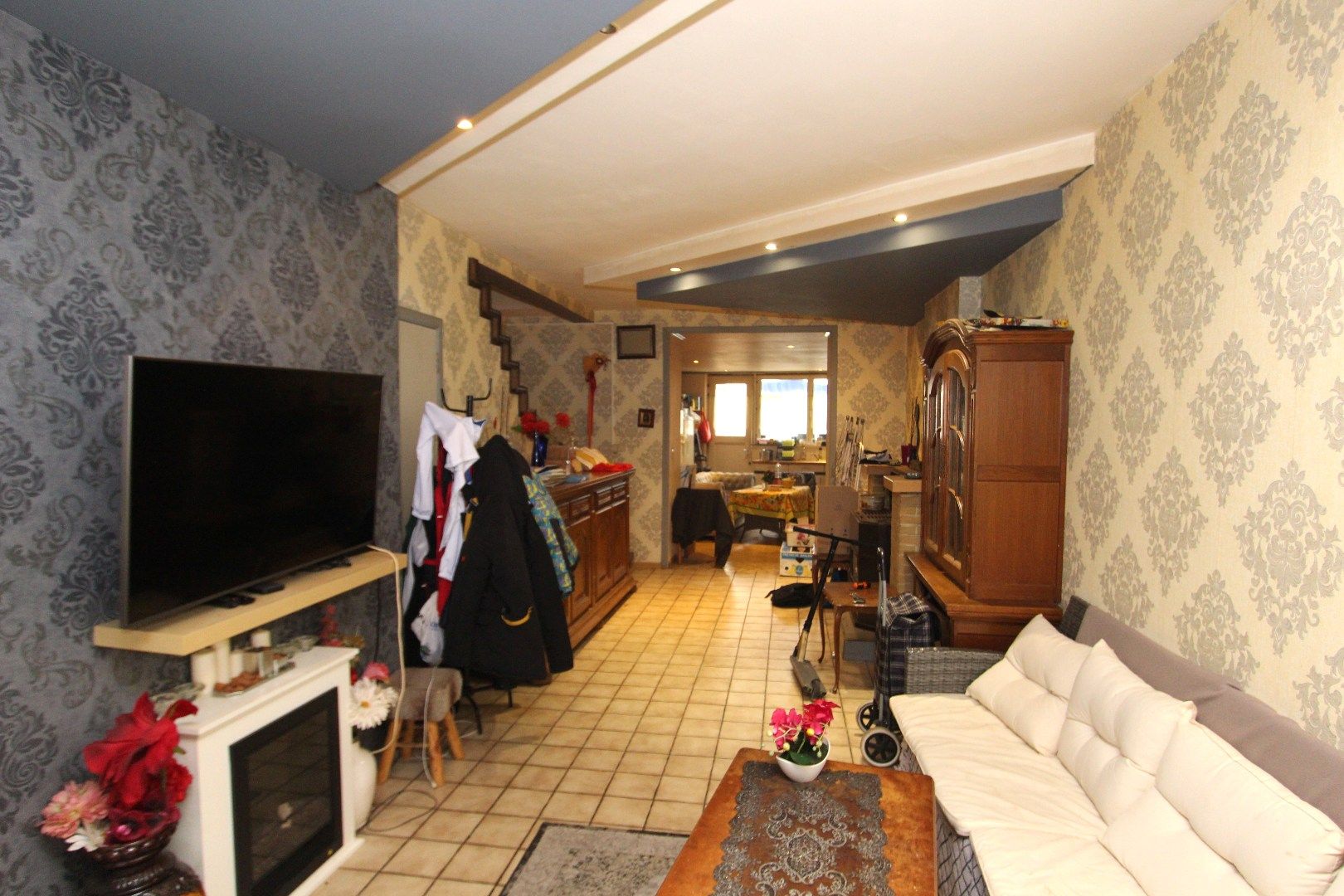 Ruime woning met terras en tuin - stadsrand Tongeren foto 5