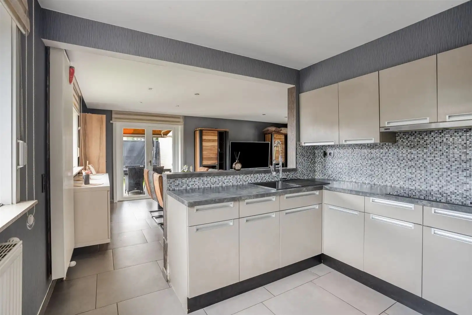 TE KOOP: Ruime gezinswoning met 4 slaapkamers te Houthalen! foto 6