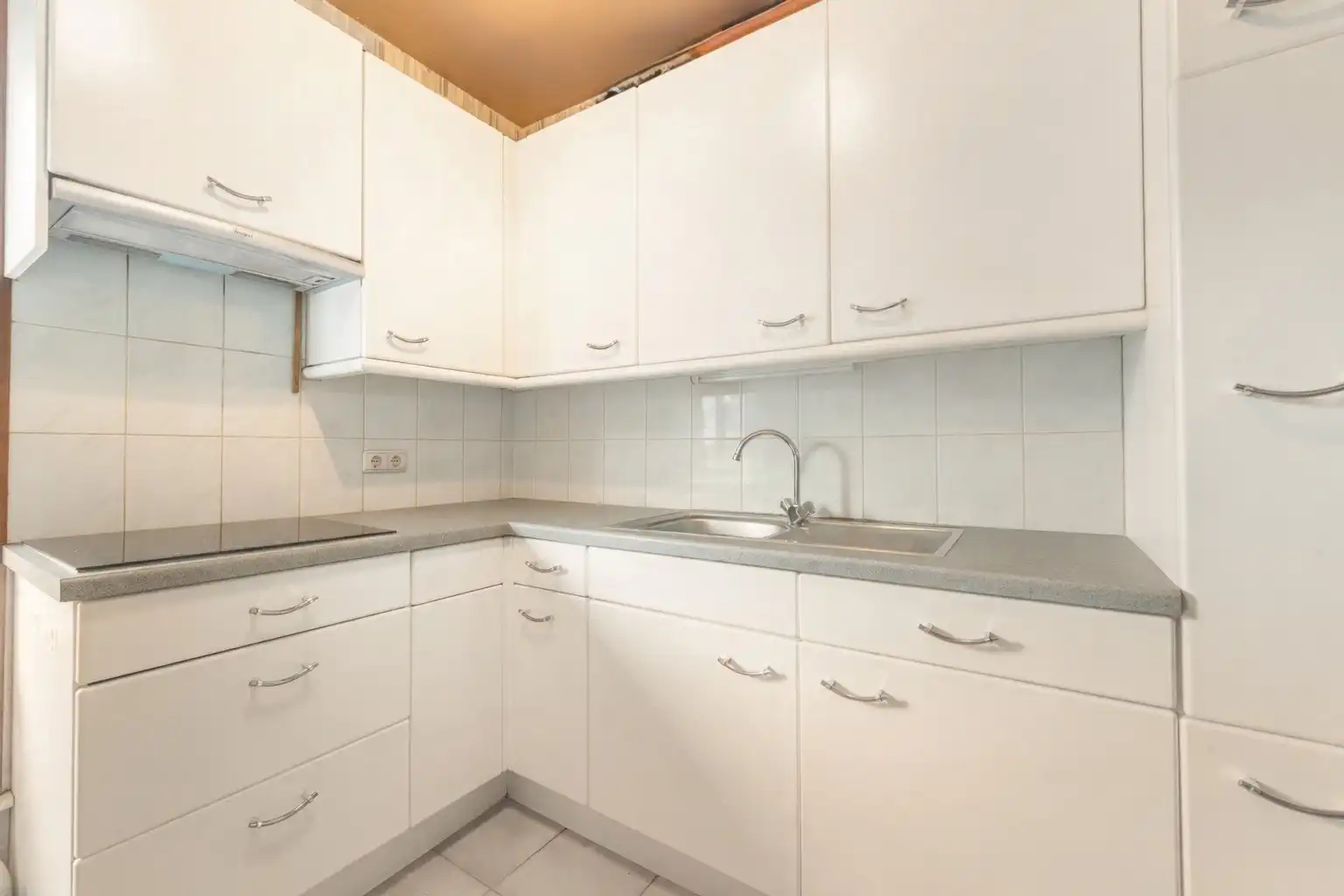 Gelijkvloers appartement te koop in Lokeren – nabij station en winkels foto 3