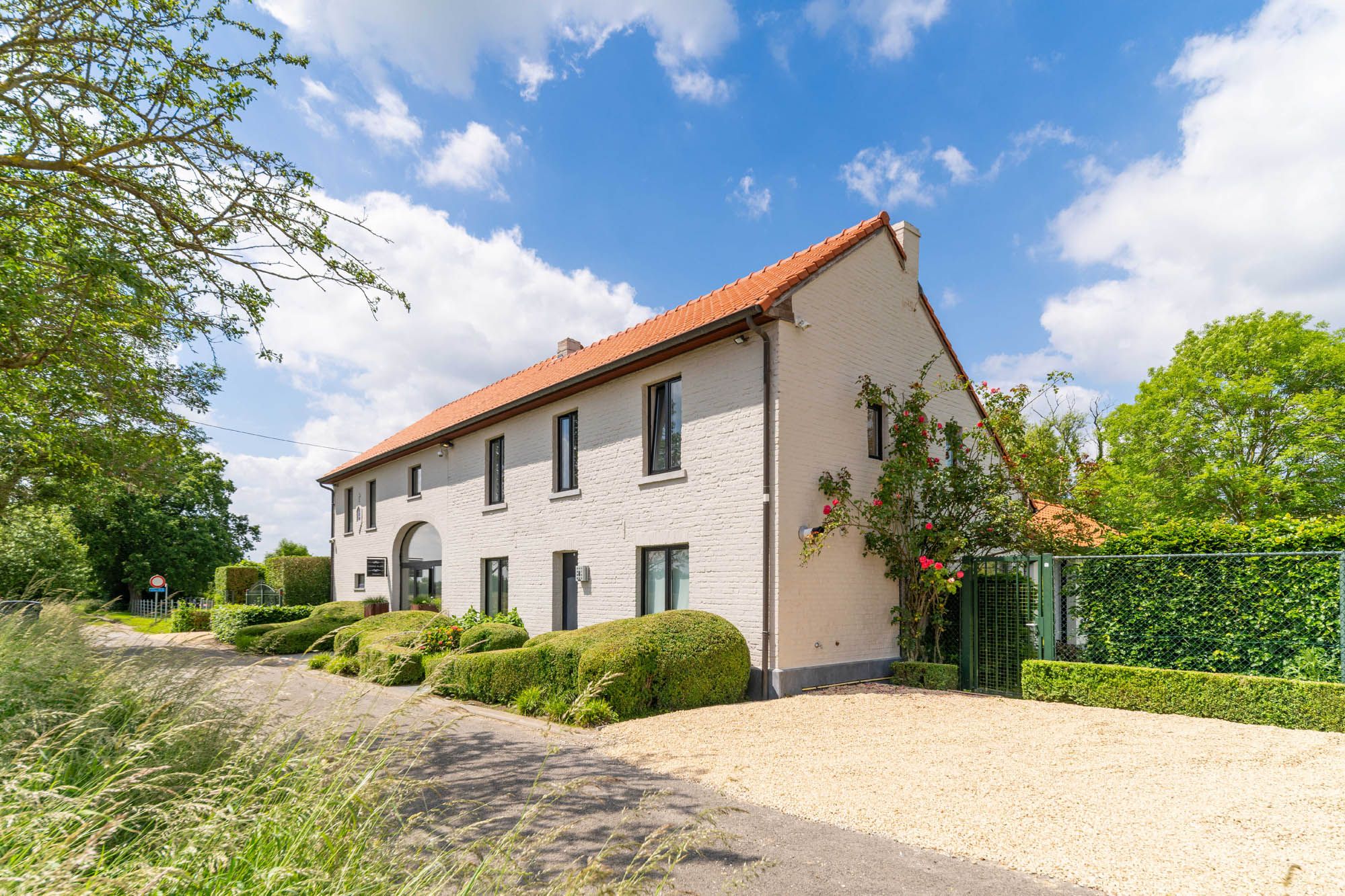 Luxe villa in Kortessem: een serene oase te midden van de natuur foto 1