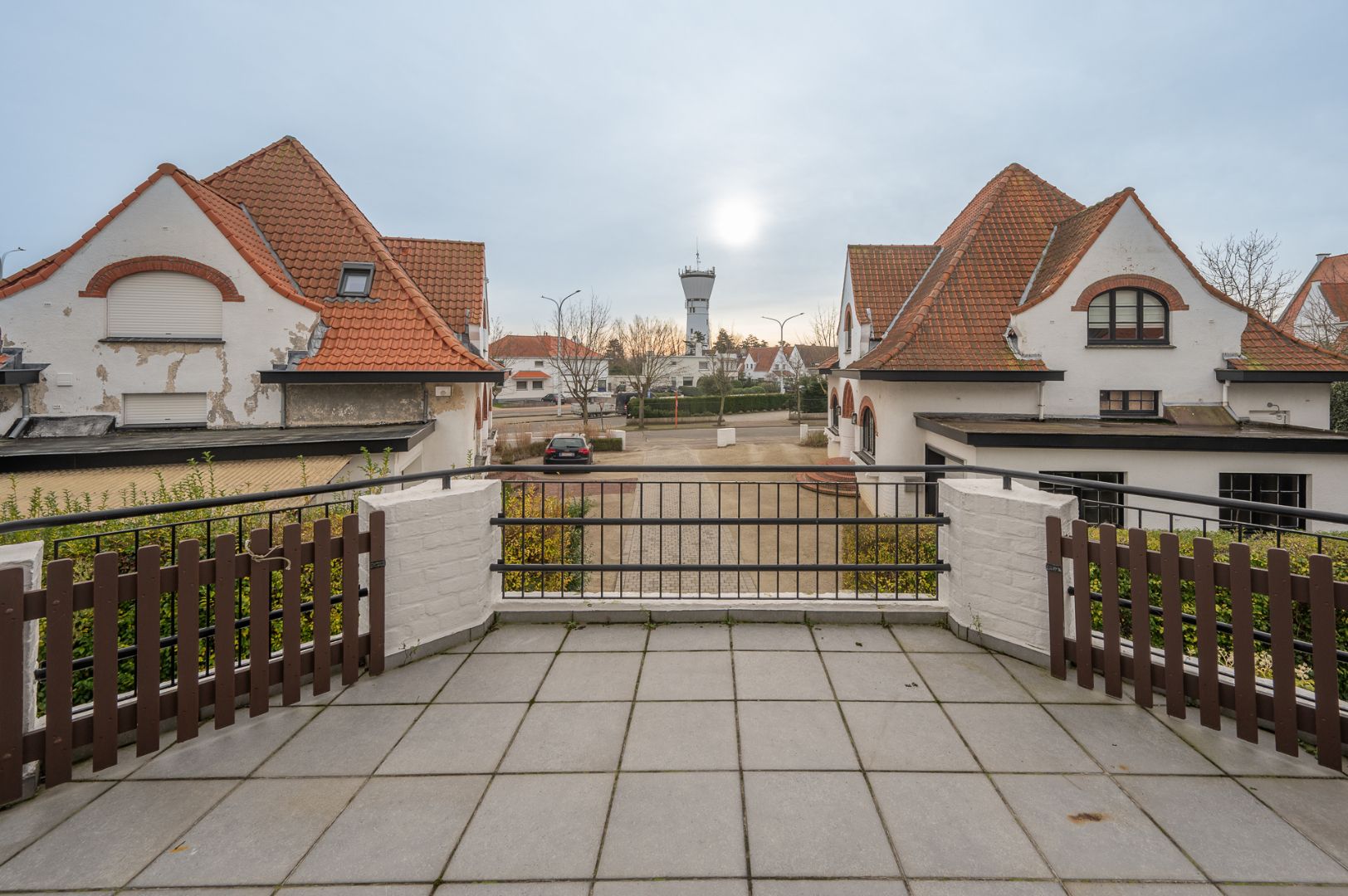 Charmante alleenstaande te renoveren villa vlakbij het strand van Duinbergen foto 3