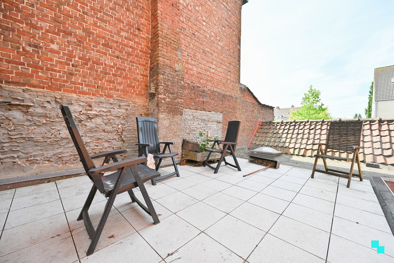 Appartementsgebouw met 3 verhuurde entiteiten in hartje Izegem foto 19