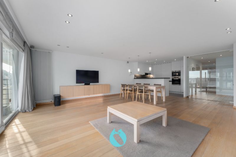 Stijlvol gemeubeld appartement op de Lippenslaan te Knokke foto 4