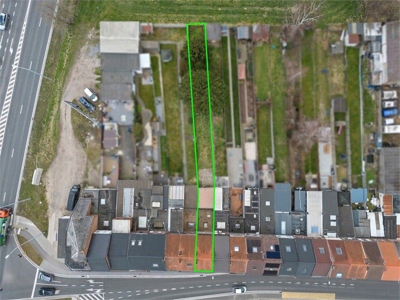 TE RENOVEREN RIJWONING VLAKBIJ HET CENTRUM VAN SINT-TRUIDEN foto 2