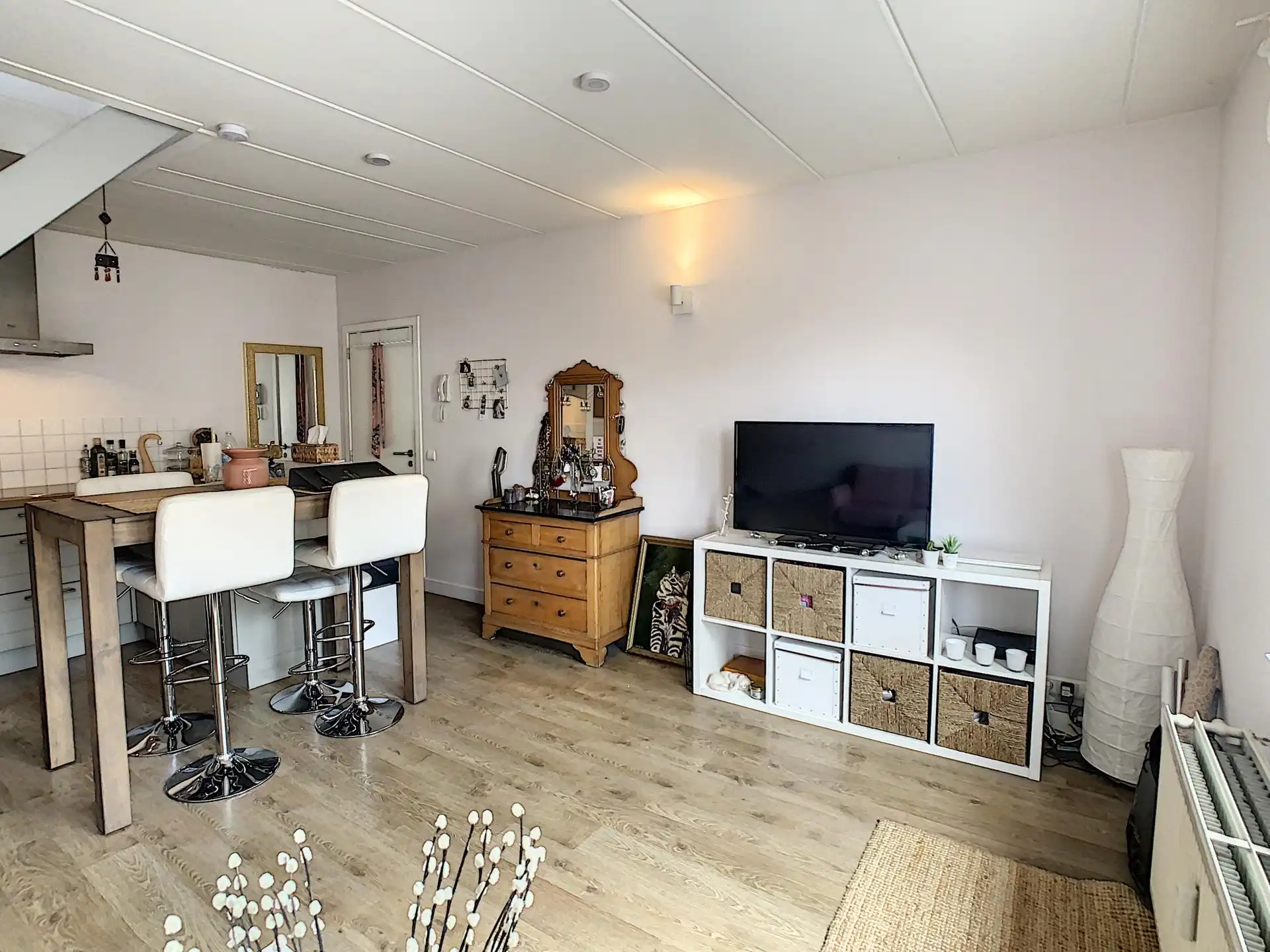Uitstekend gelegen studio met parking te Leuven foto 2