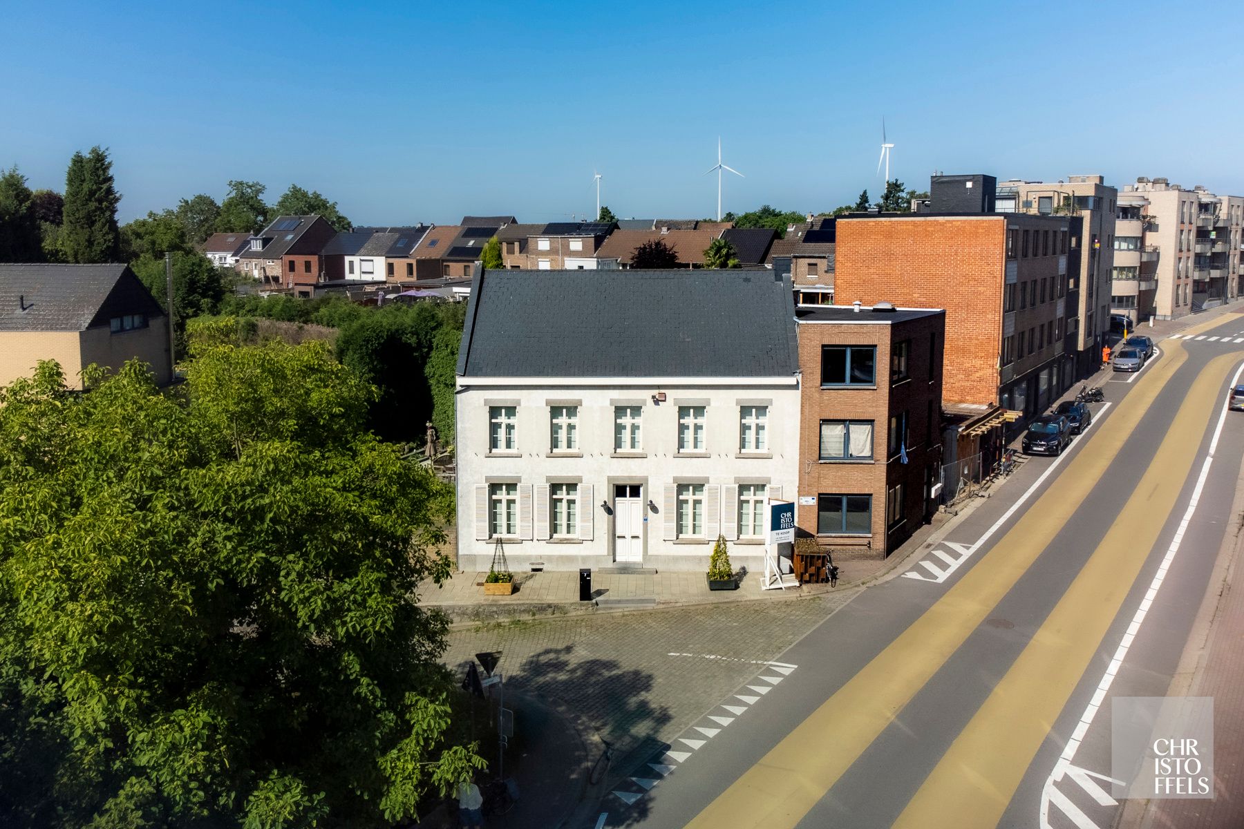 Gerenoveerd neoclassicistisch herenhuis mét stadstuin op de Nederlandse grens! foto 31