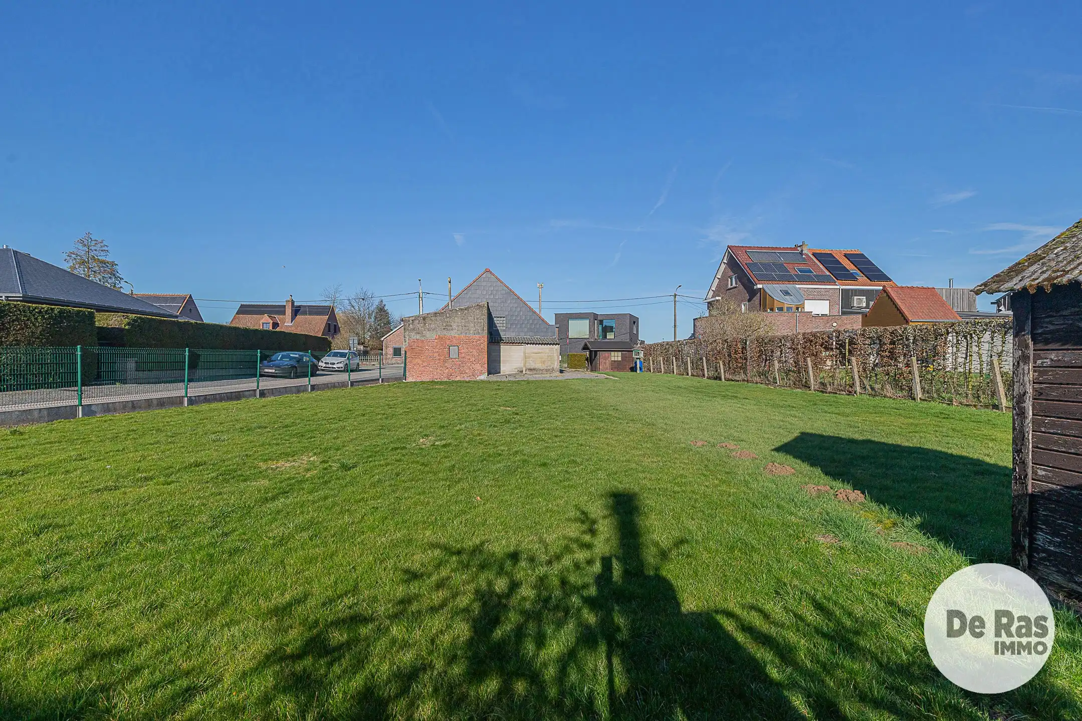 BUGGENHOUT– Renovatiewoning met prachtige tuin op ca. 8a50ca foto 12