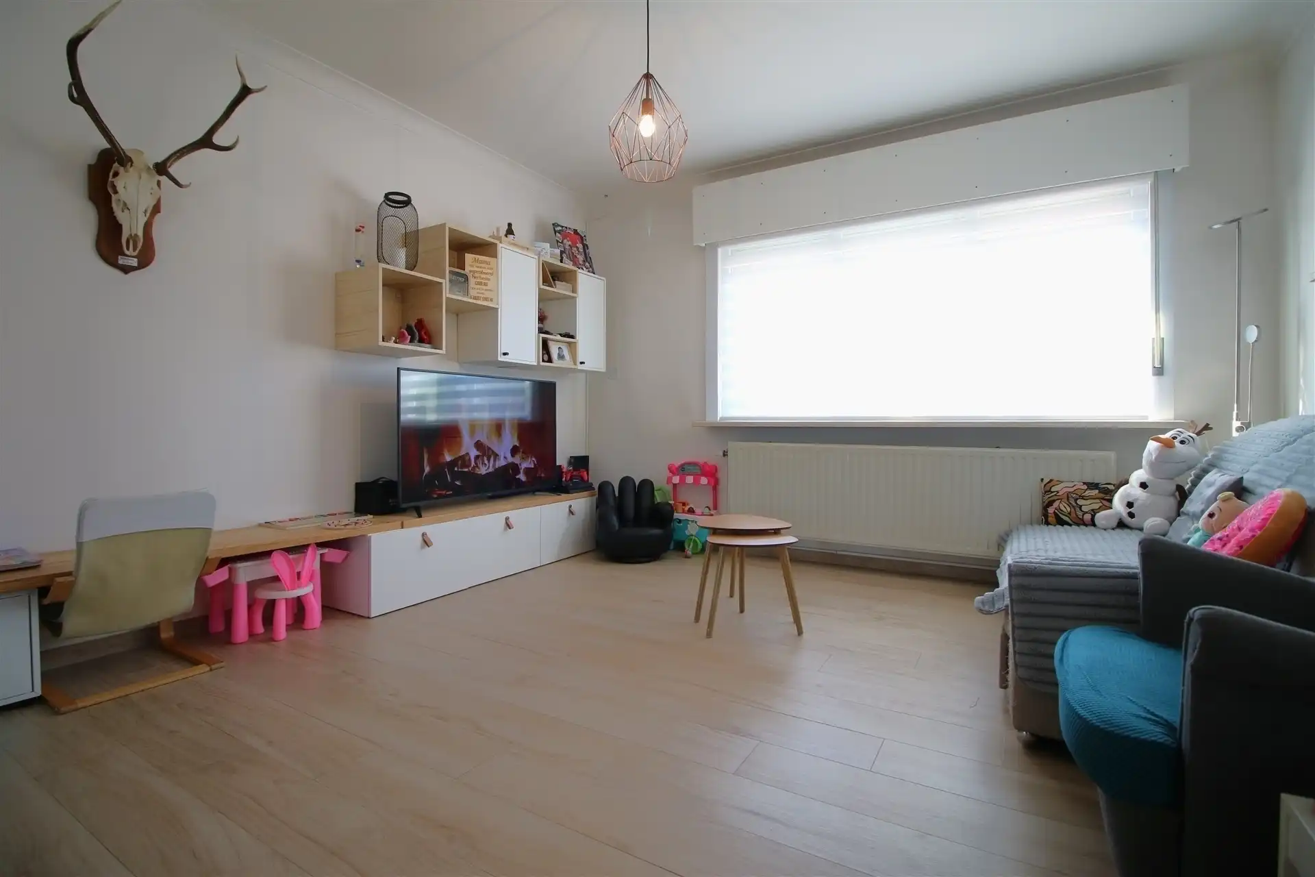 Gerenoveerde woning met 4 slaapkamers foto 5