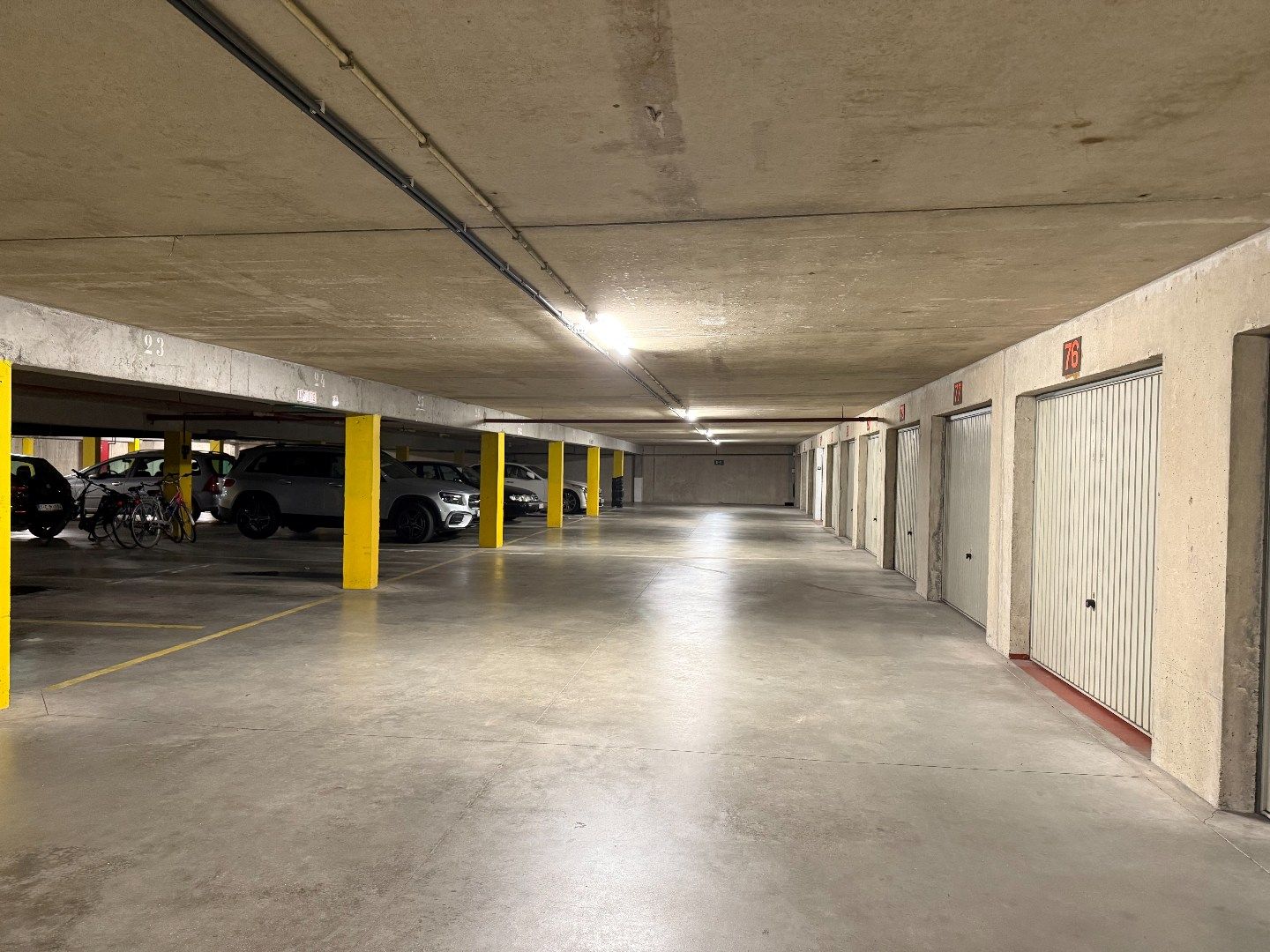 GARAGEBOX VLAKBIJ ZEEDIJK  foto 6