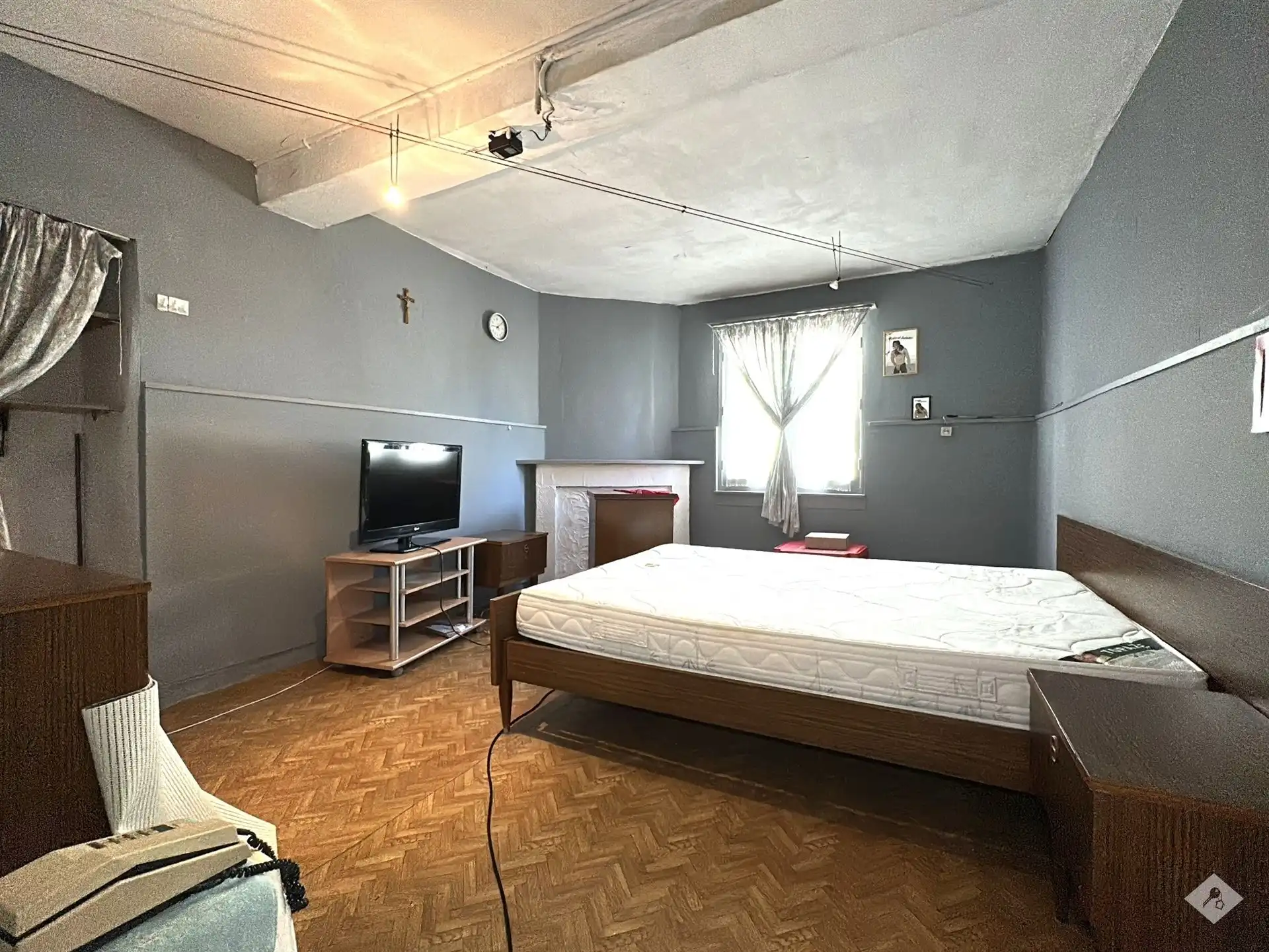 Te Renoveren Woning te Koop in Lebbeke foto 12