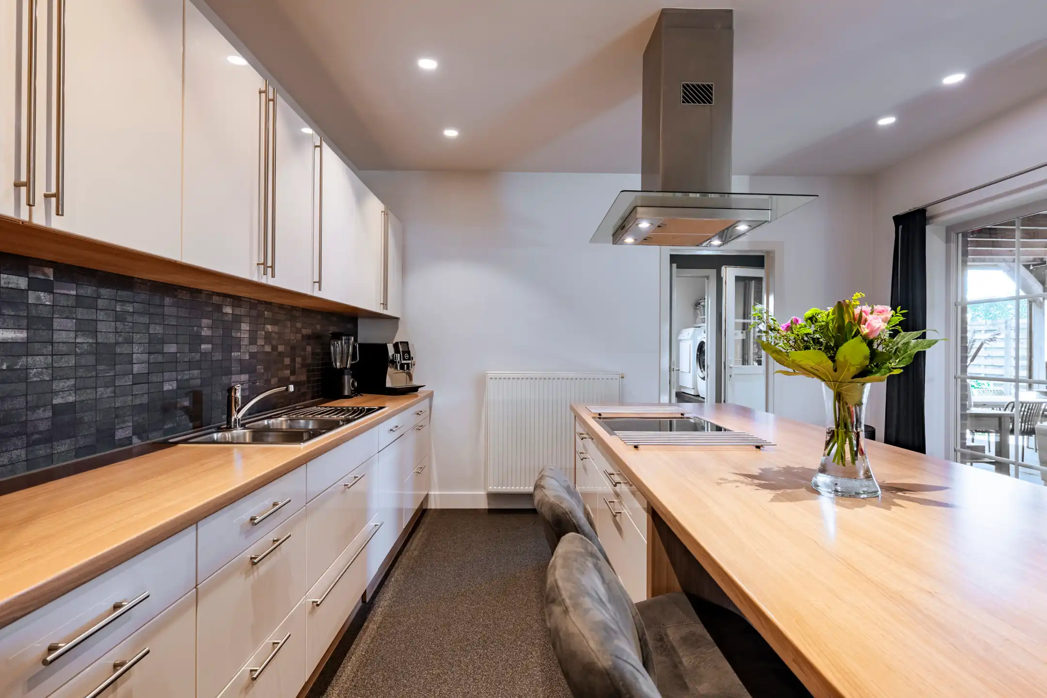 Instapklare en bijzonder verzorgde villa met 4 slaapkamers, 2 badkamers in Ravels foto 15