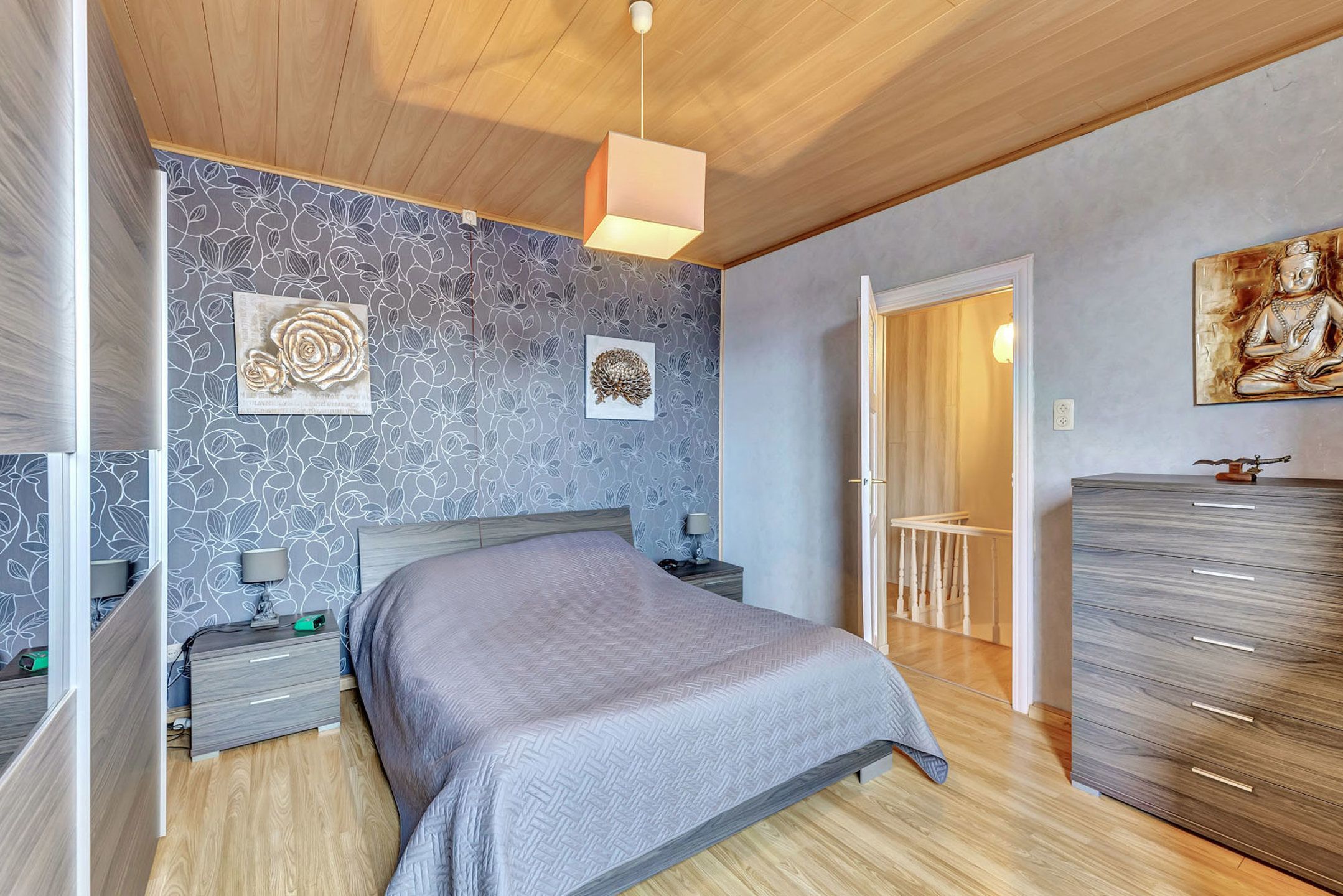 Instapklare woning met 4 slpks, dubbele garage en ruim terras foto 15