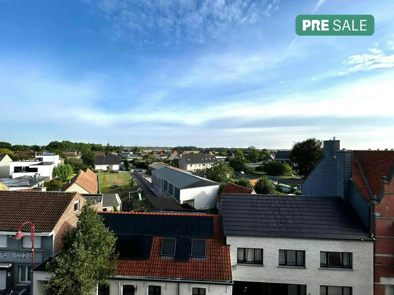Hoofdfoto van de publicatie: Dakappartement met verzicht en garagebox