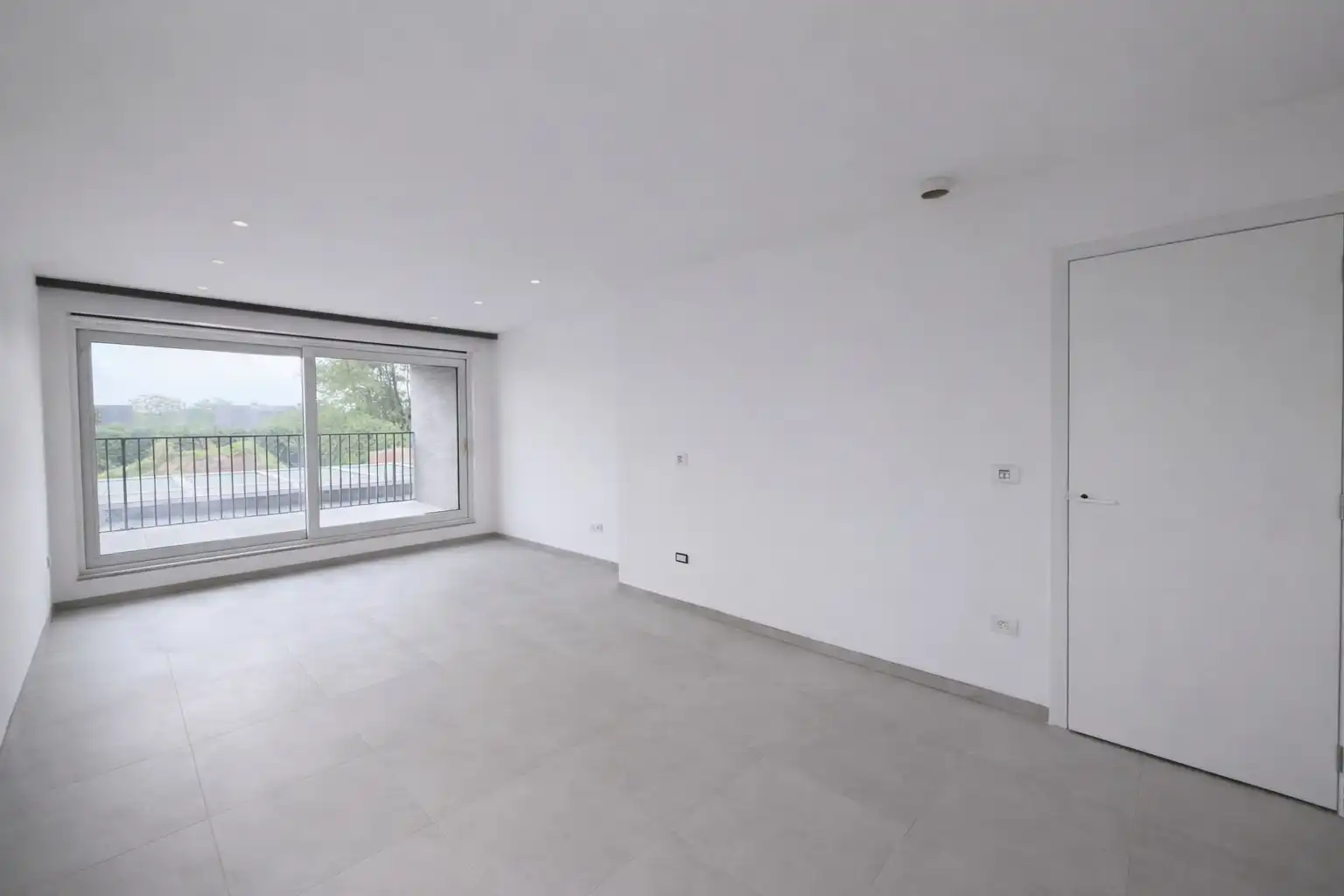 Nieuwbouwappartement te huur in centrum Nazareth foto 3