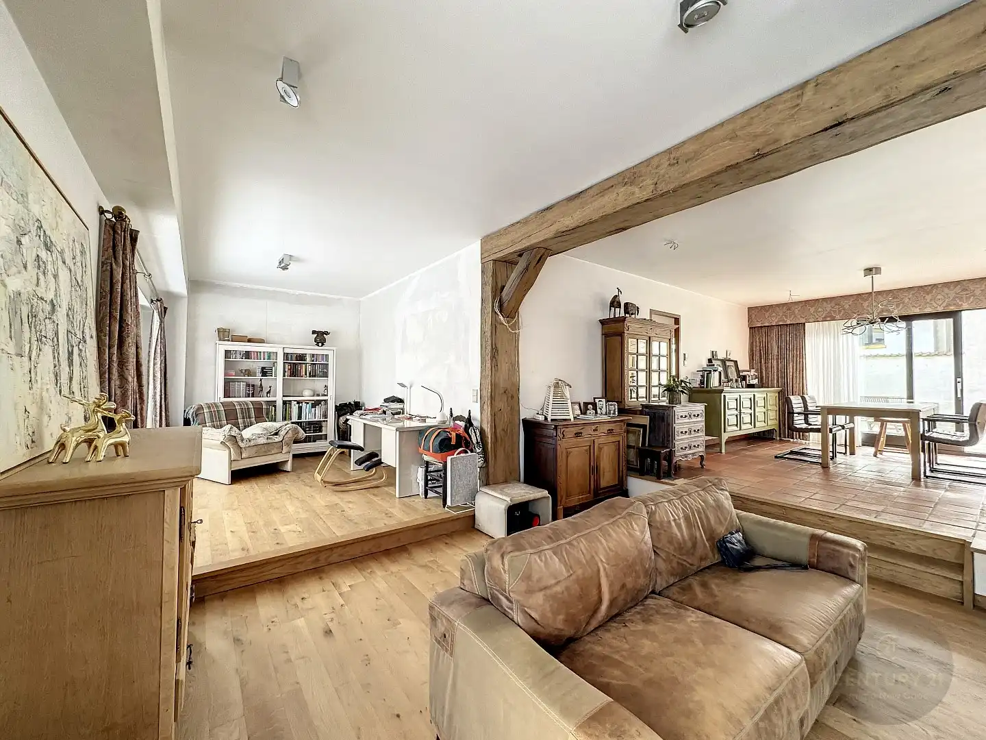 OPBRENGSTEIGENDOM / PROJECT/ HANDELSPAND MET WOONST foto 6