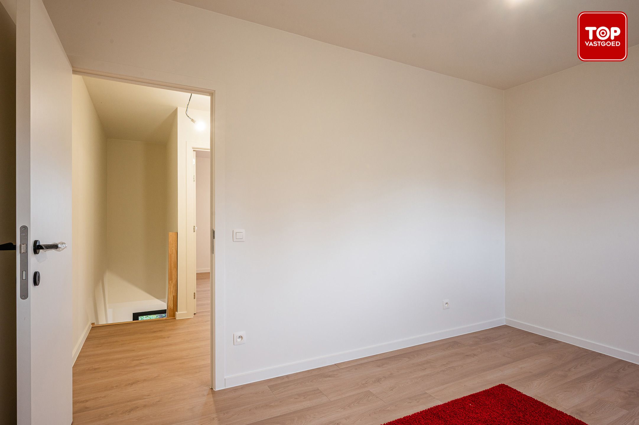 Top gerenoveerde gezinswoning in Mariakerke foto 25