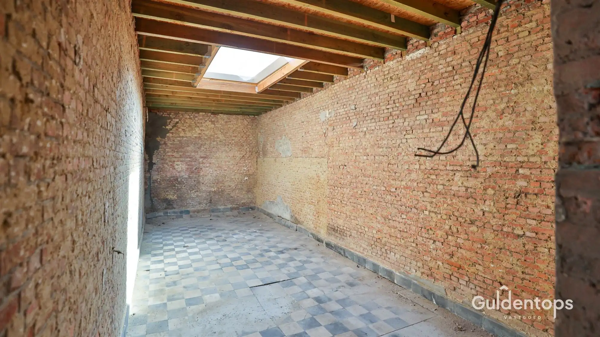 Knap gelijkvloers appartement in hartje Lier met grote tuin foto 21