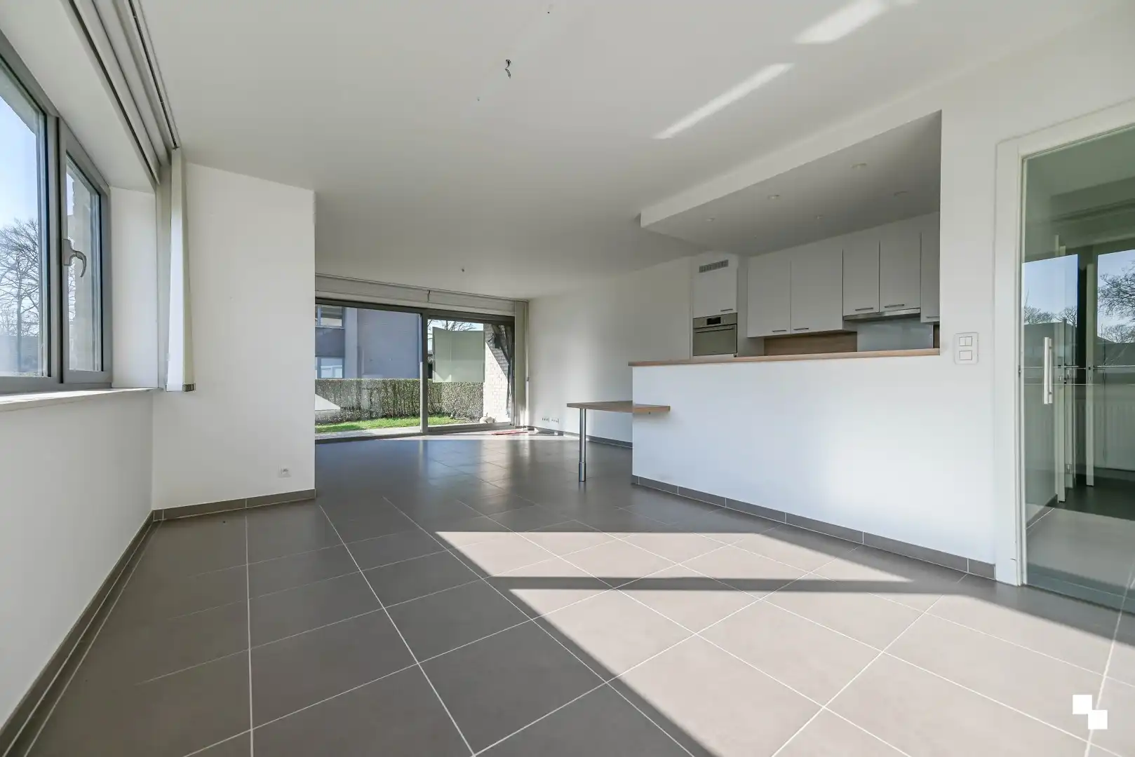 Gelijkvloers hoekappartement nabij kasteelpark Blauwhuis te Izegem foto 3