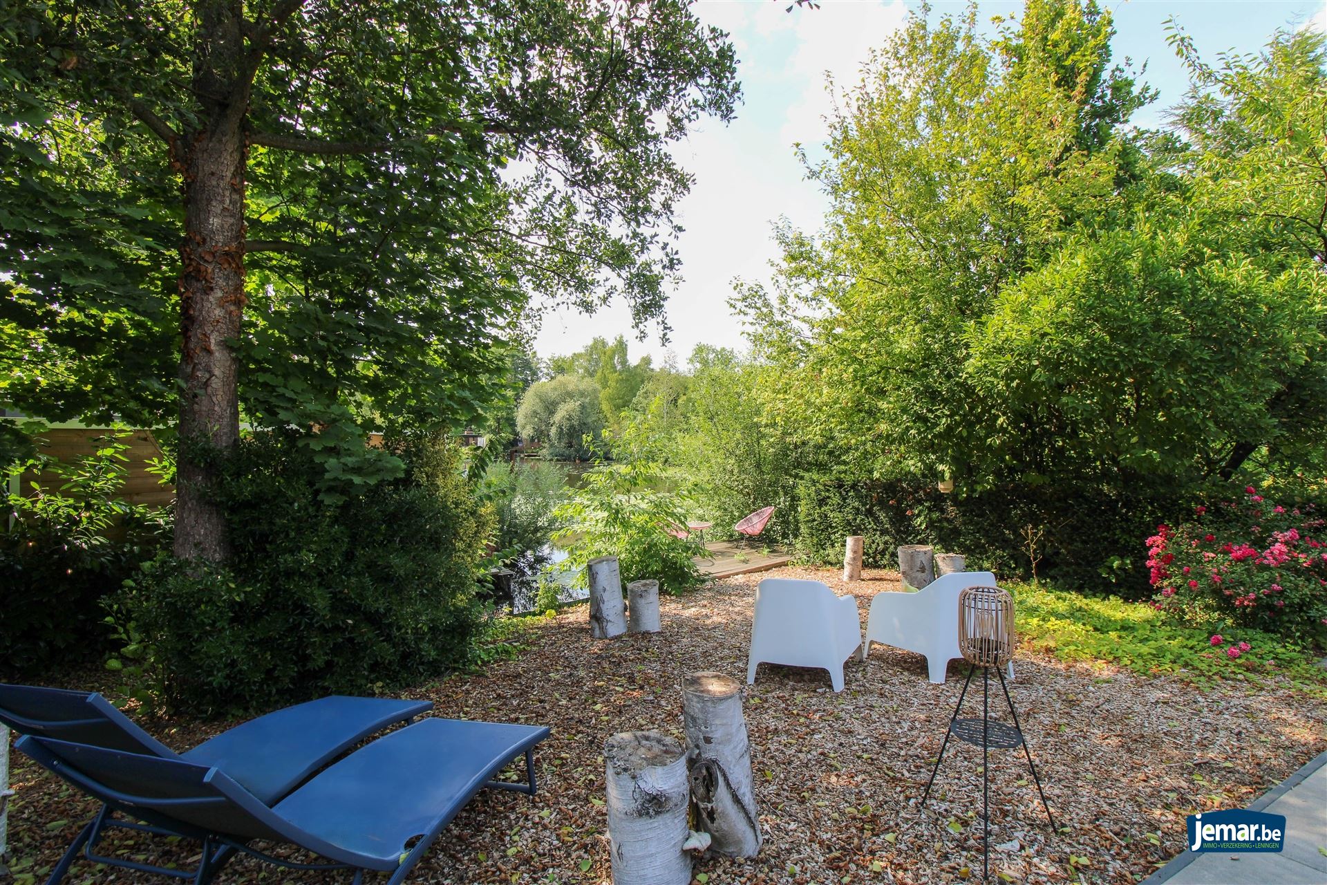 Stijlvol gerenoveerde vakantiewoning op vakantiedomein Sonnevijver met 2 slaapkamers, gelegen aan de Maanvijver, instapklaar en inclusief inboedel – ideaal voor eigen gebruik of verhuur! foto 17