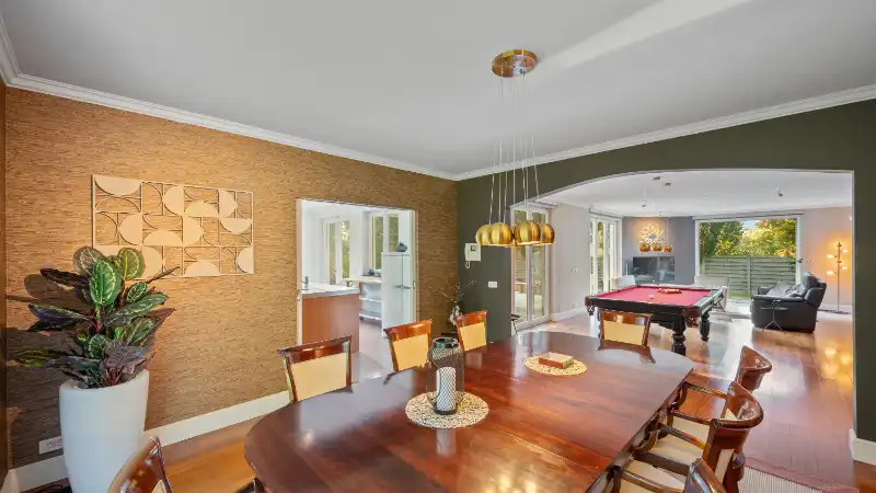 Exclusief gelegen stijlvolle villa op 24 are palende aan natuurgebied foto 10