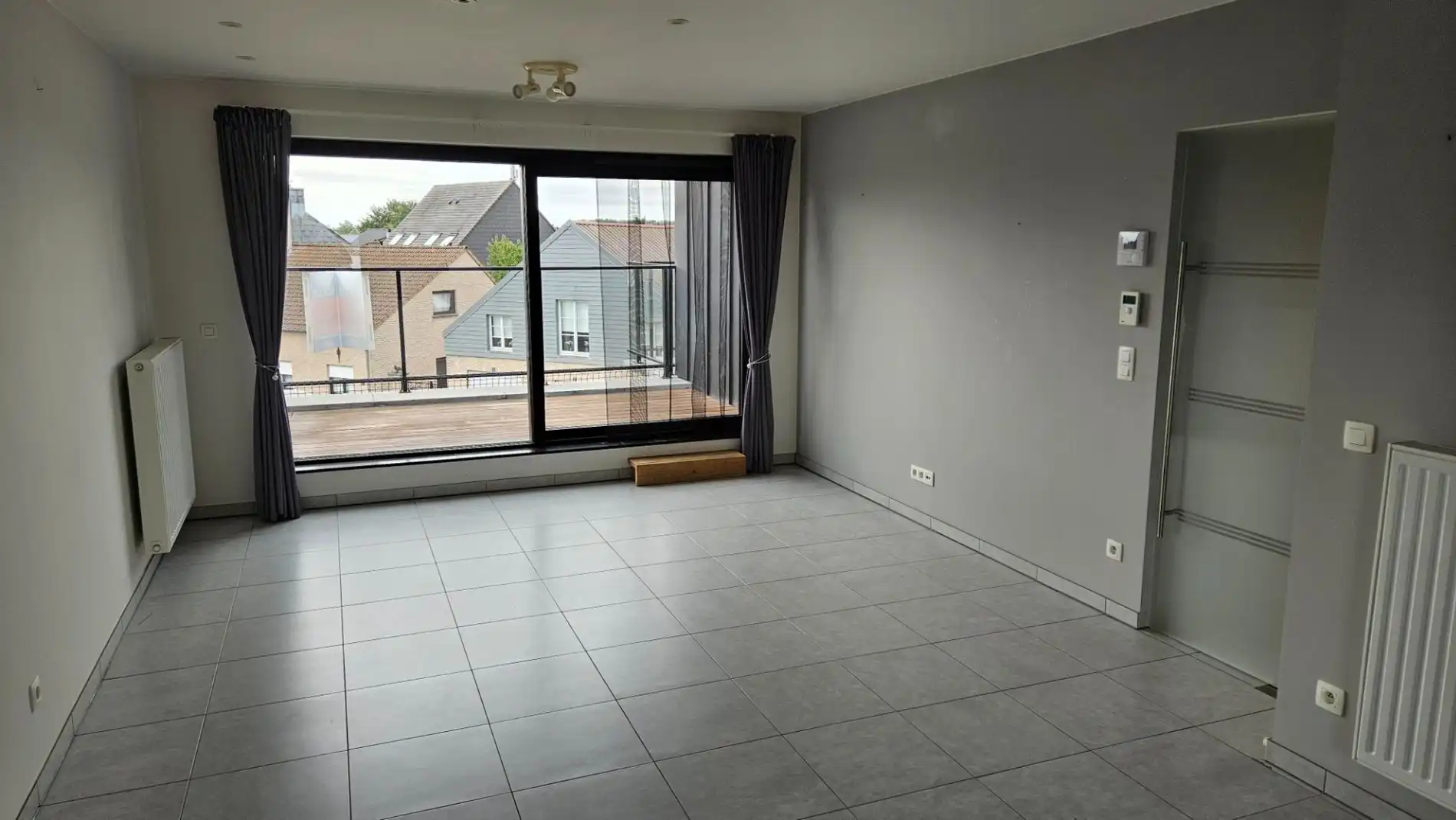 Instapklaar 1 slk appartement met groot terras en autostaanplaats foto 5