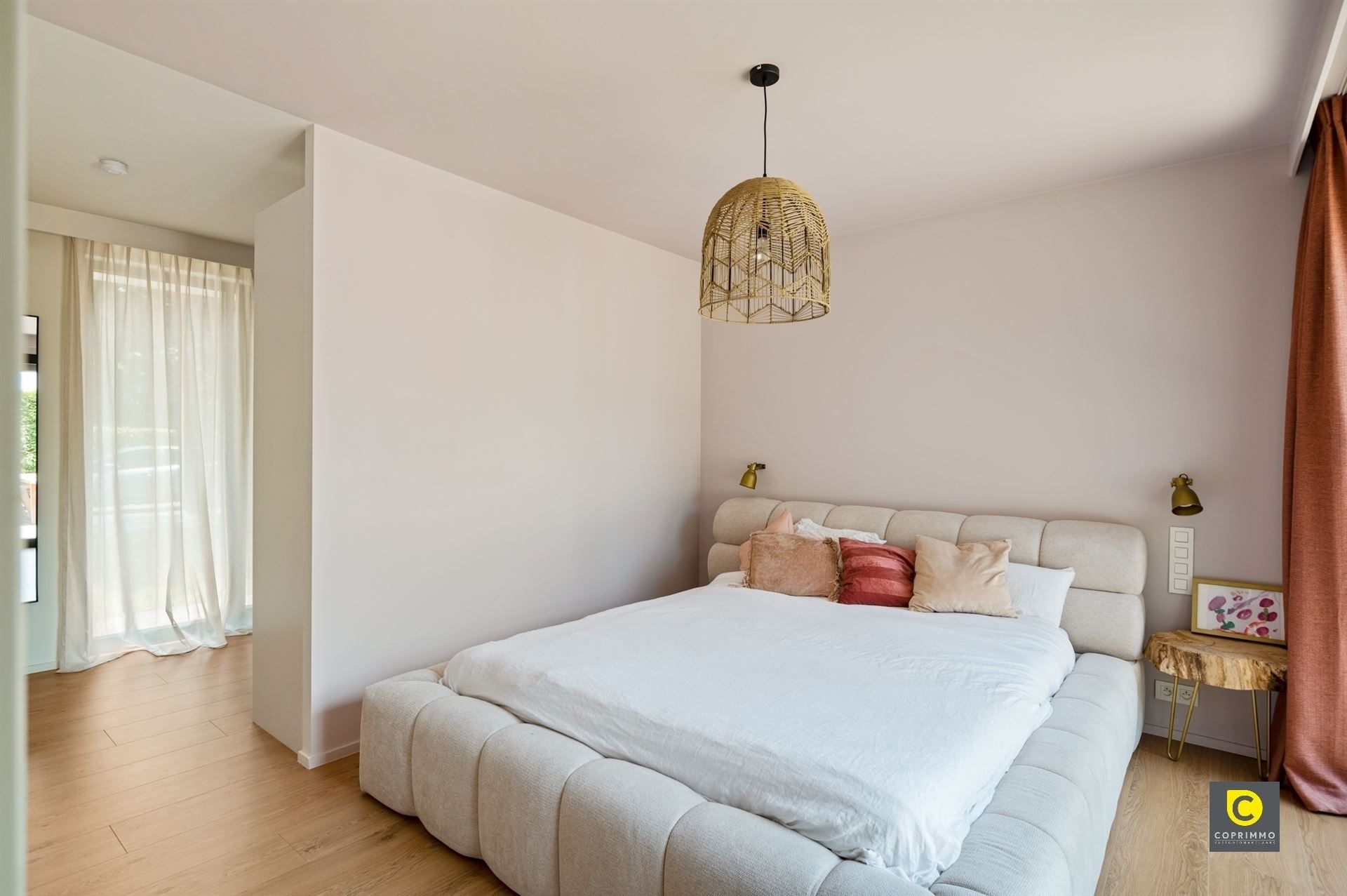 Villa: 5 slk, 3 badk op ZW perceel foto 8