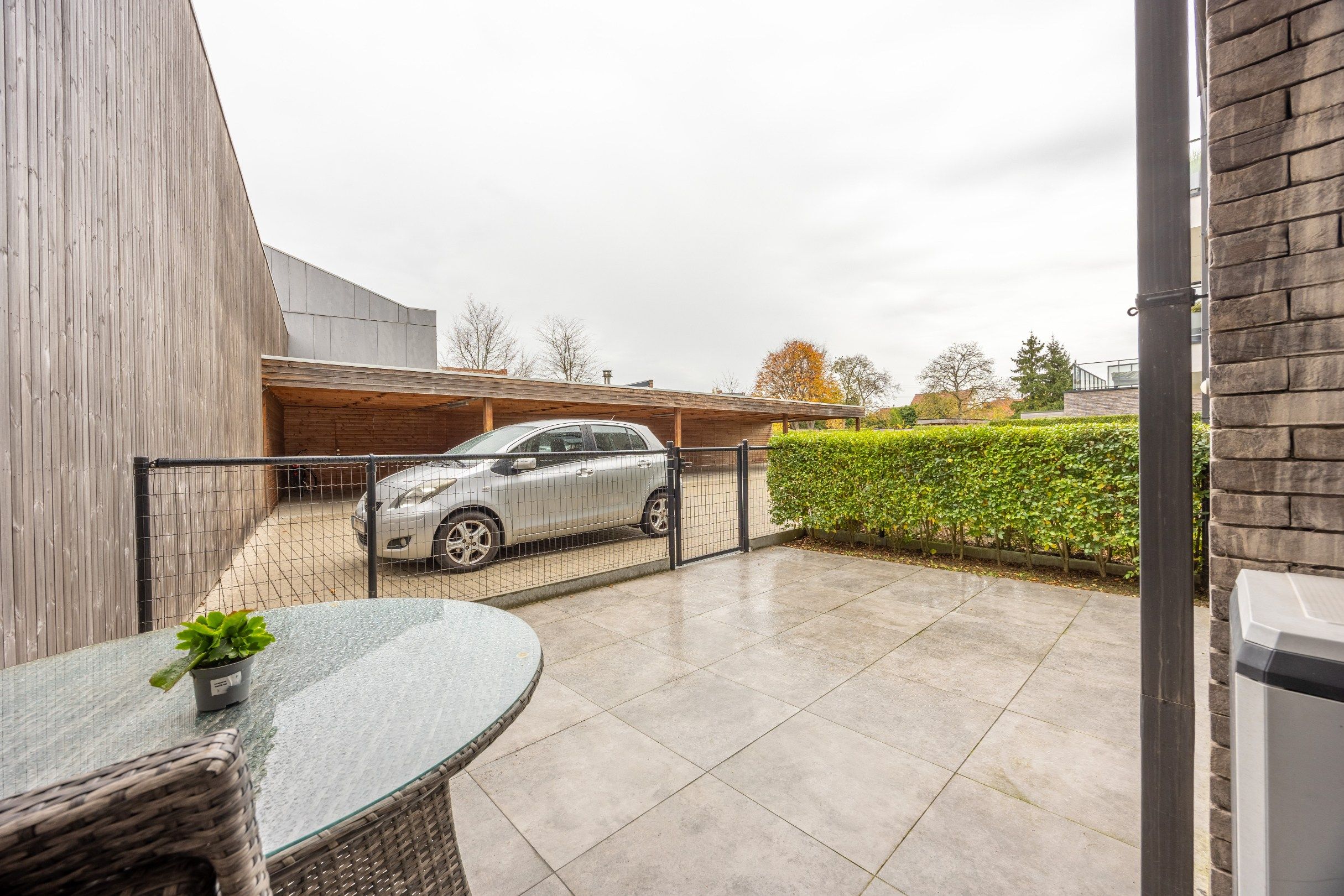 Gelijkvloers appartement met 2 slaapkamers en terras! foto 8