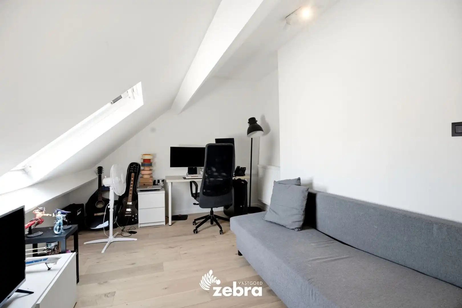 Ruime woning nabij centrum Brugge met 3 slaapkamers en zonnig terras! foto 15