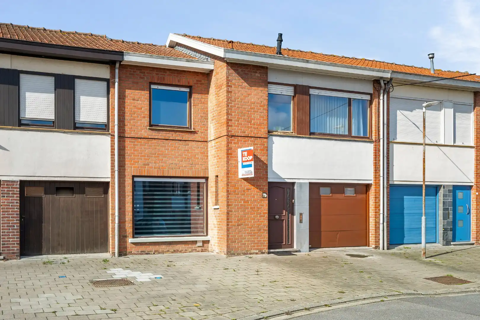 OP TE FRISSEN WONING MET 3 SLAAPKAMERS, BUREAURUIMTE, GARAGE EN  TUIN foto 3