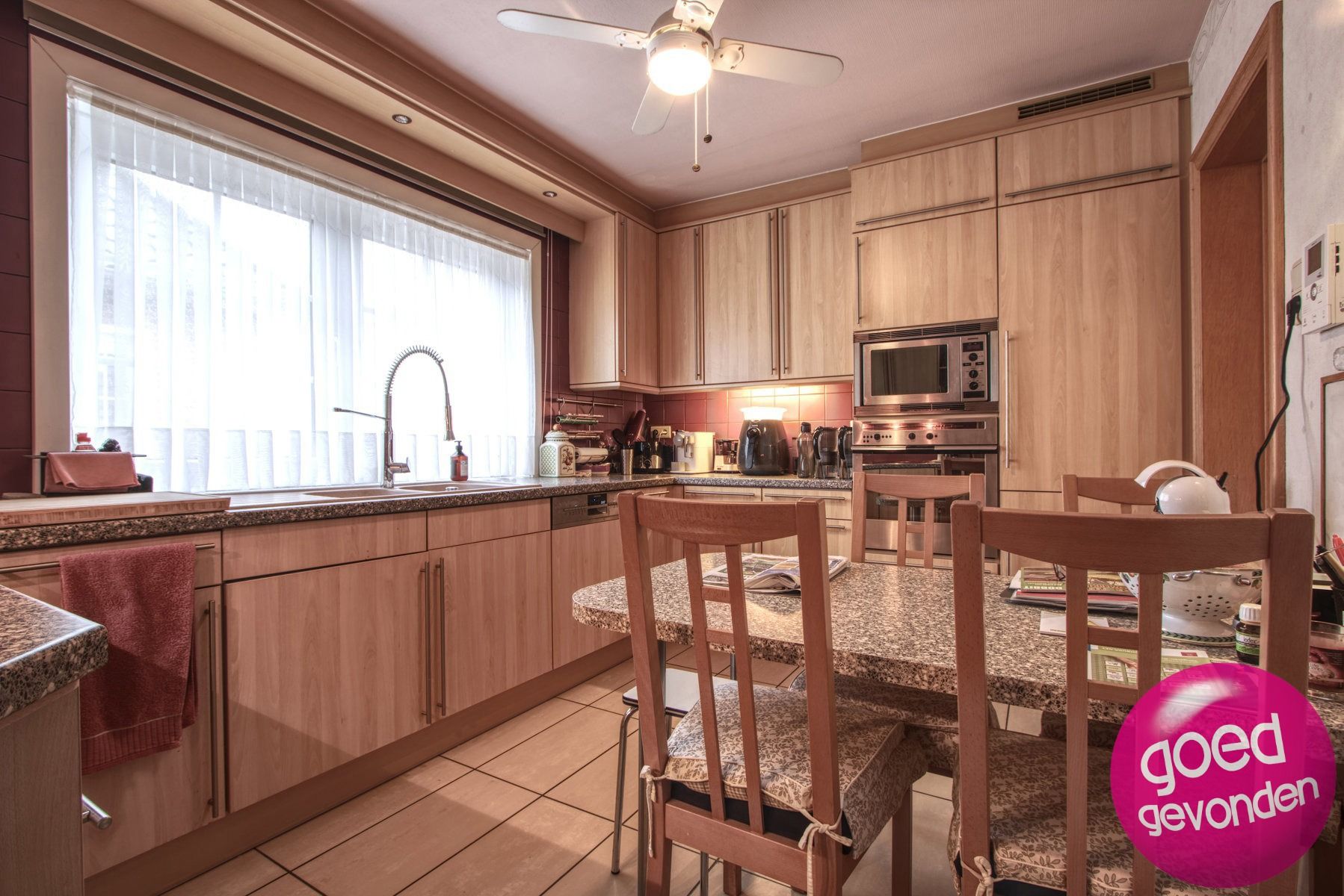 WONING - PRAKTIJK - 4 SLK - 3 BDK - TUIN - TERRAS - PARKING foto 26