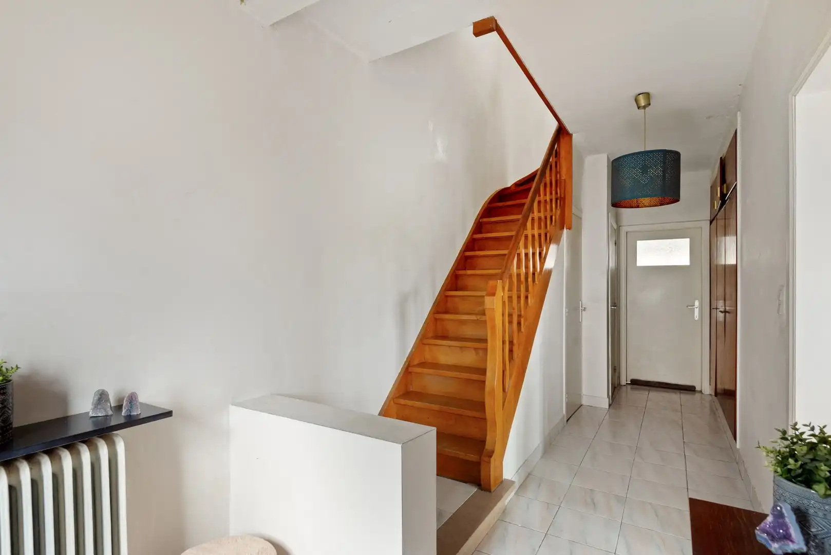 Karaktervolle en ruime woning in hartje Schoten foto 2