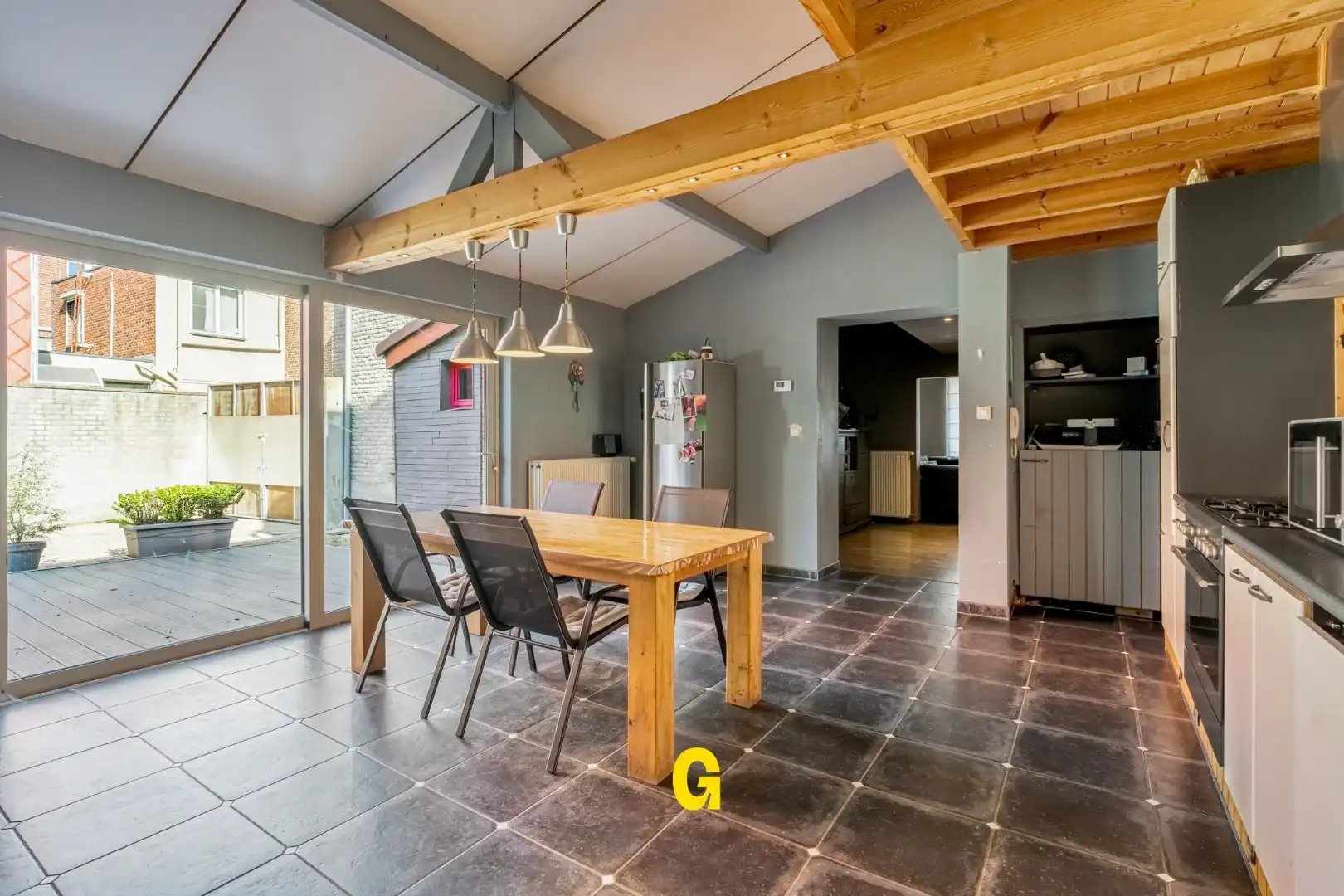 Deels gerenoveerde verder af te werken woning met binnenkoer en stallingen op 12a 05ca in Kleine Spouwen foto 9