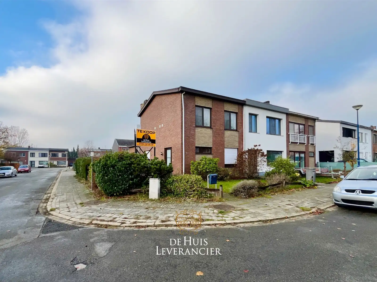 Een huis met potentieel in een buurt met toekomst ! foto 2