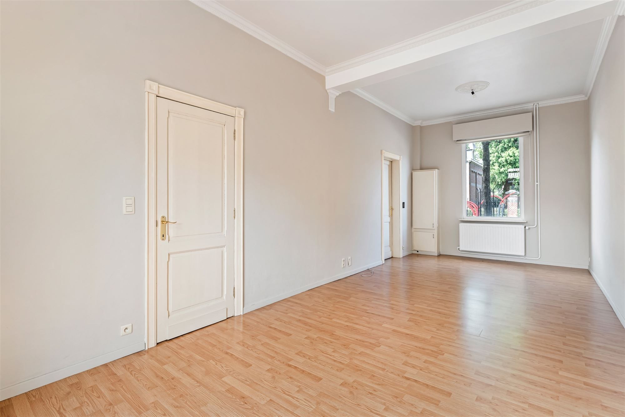 PRACHTIG INSTAPKLAAR HERENHUIS IN GEEL CENTRUM  foto 3