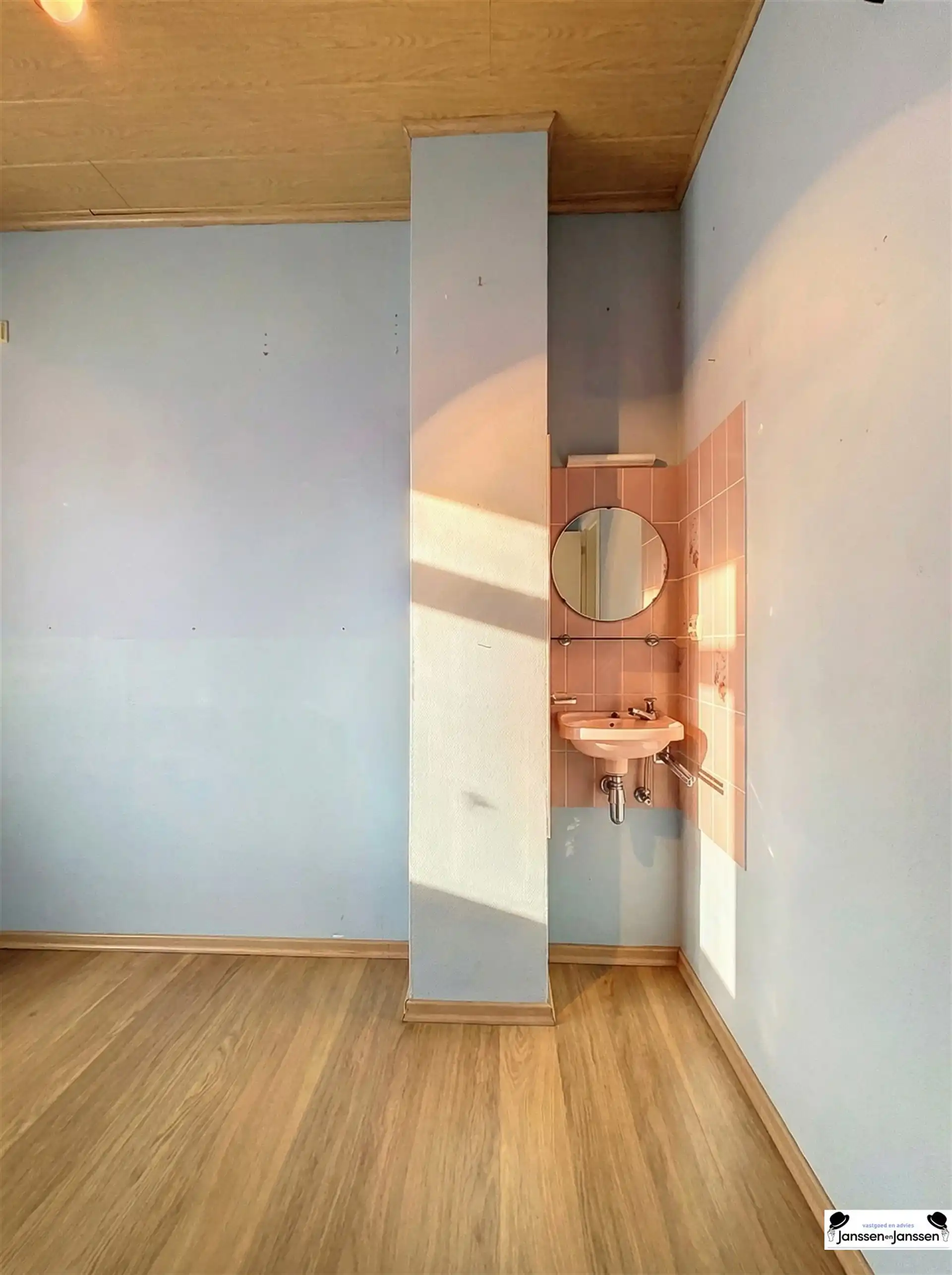 Ruime woning met 3 slaapkamers en aparte garage foto 14