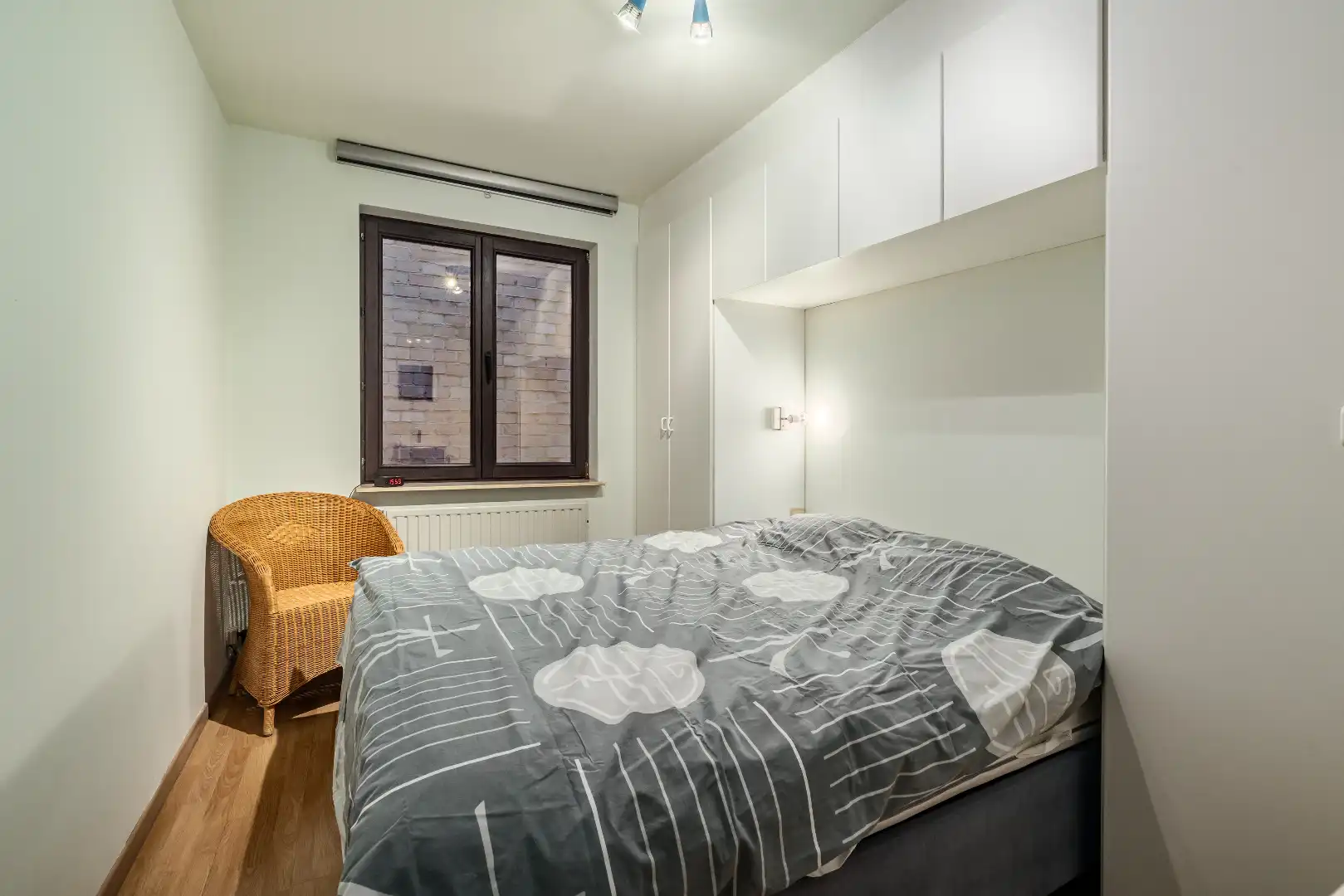Centraal gelegen appartement met twee slaapkamers in Knokke foto 8