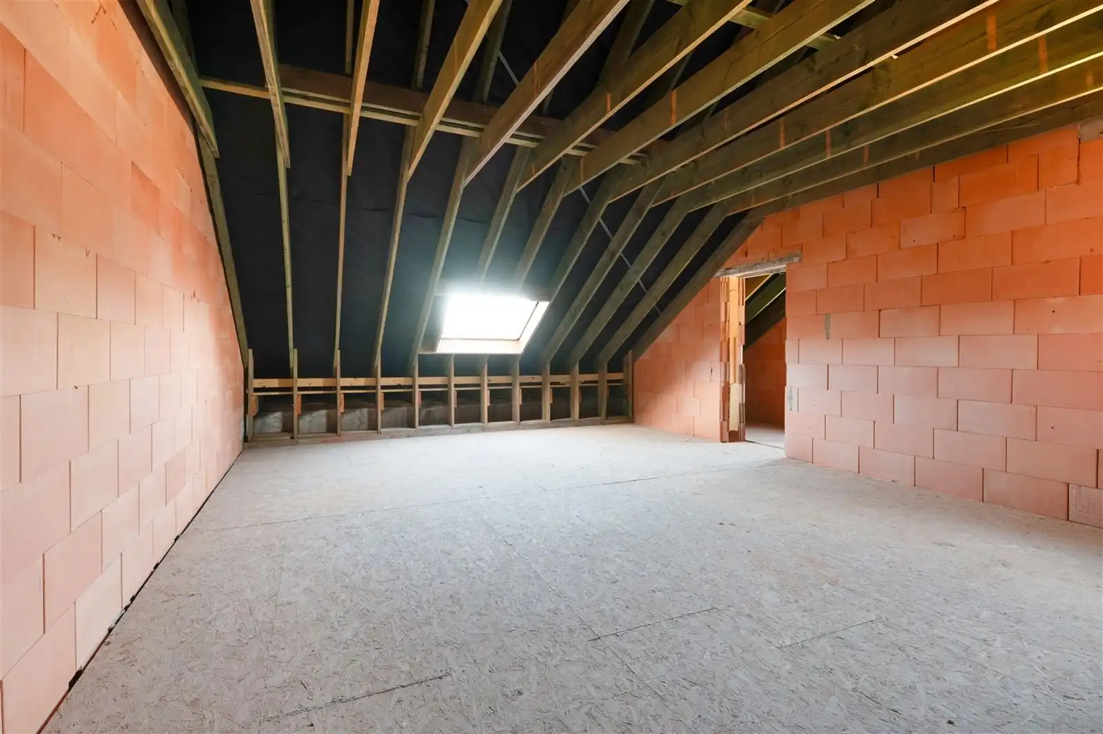 Casco nieuwbouwwoning te koop – centraal gelegen in Mere foto 12