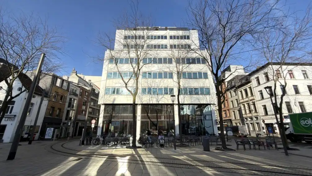 Kantoor met faciliteiten te huur in The Beacon Antwerpen foto 17