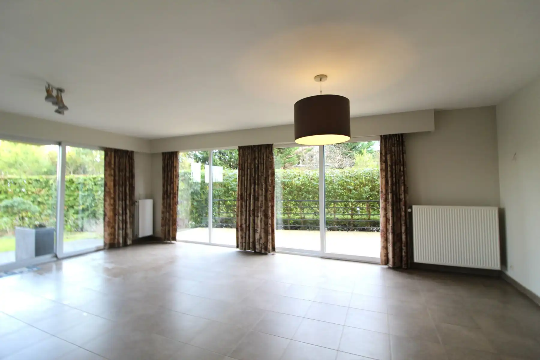 Ruim gelijkvloersappartement te Heide Kalmthout foto 3