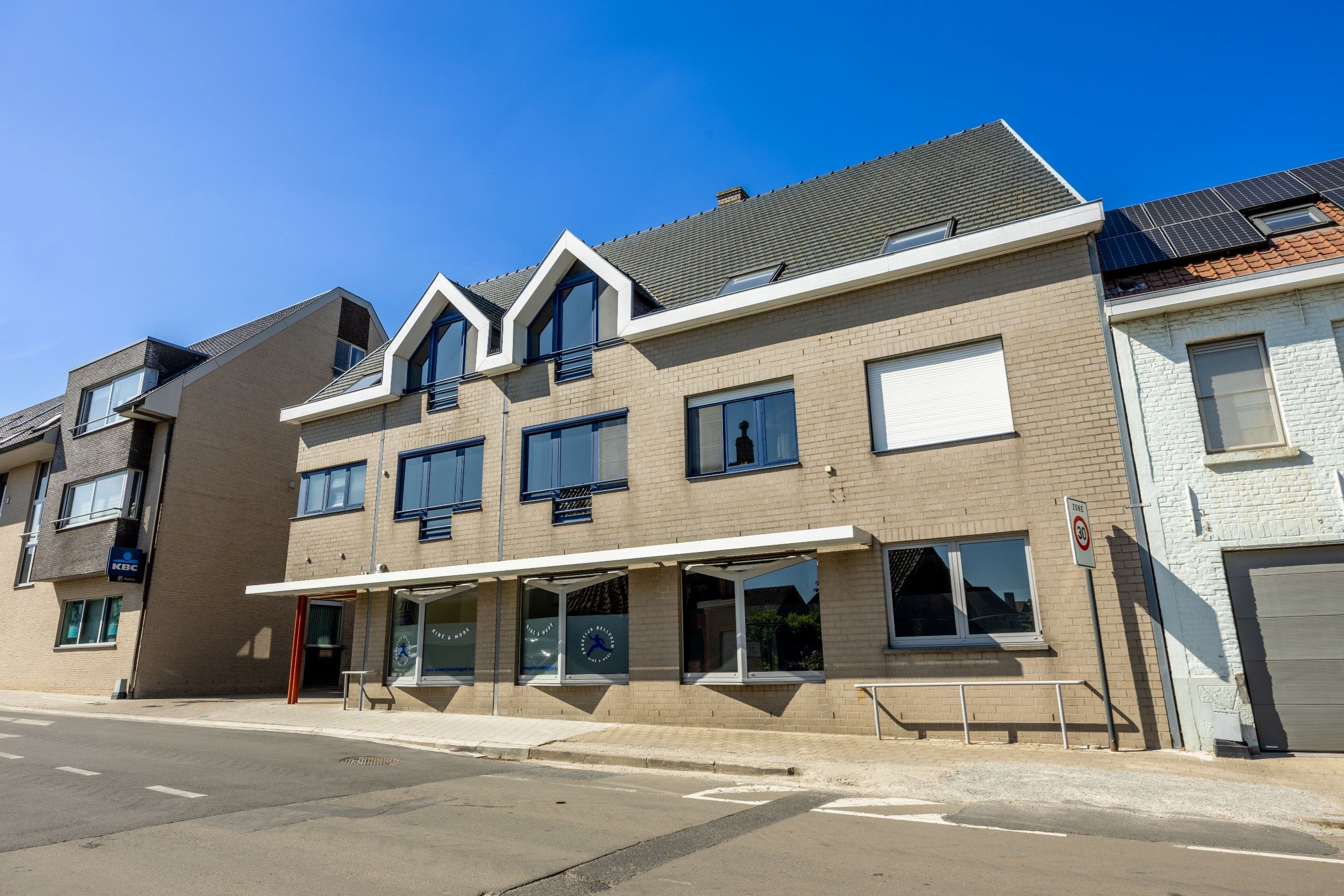 INVESTERINGSEIGENDOM MET 4 APPARTEMENTEN EN 4 GARAGES foto 12