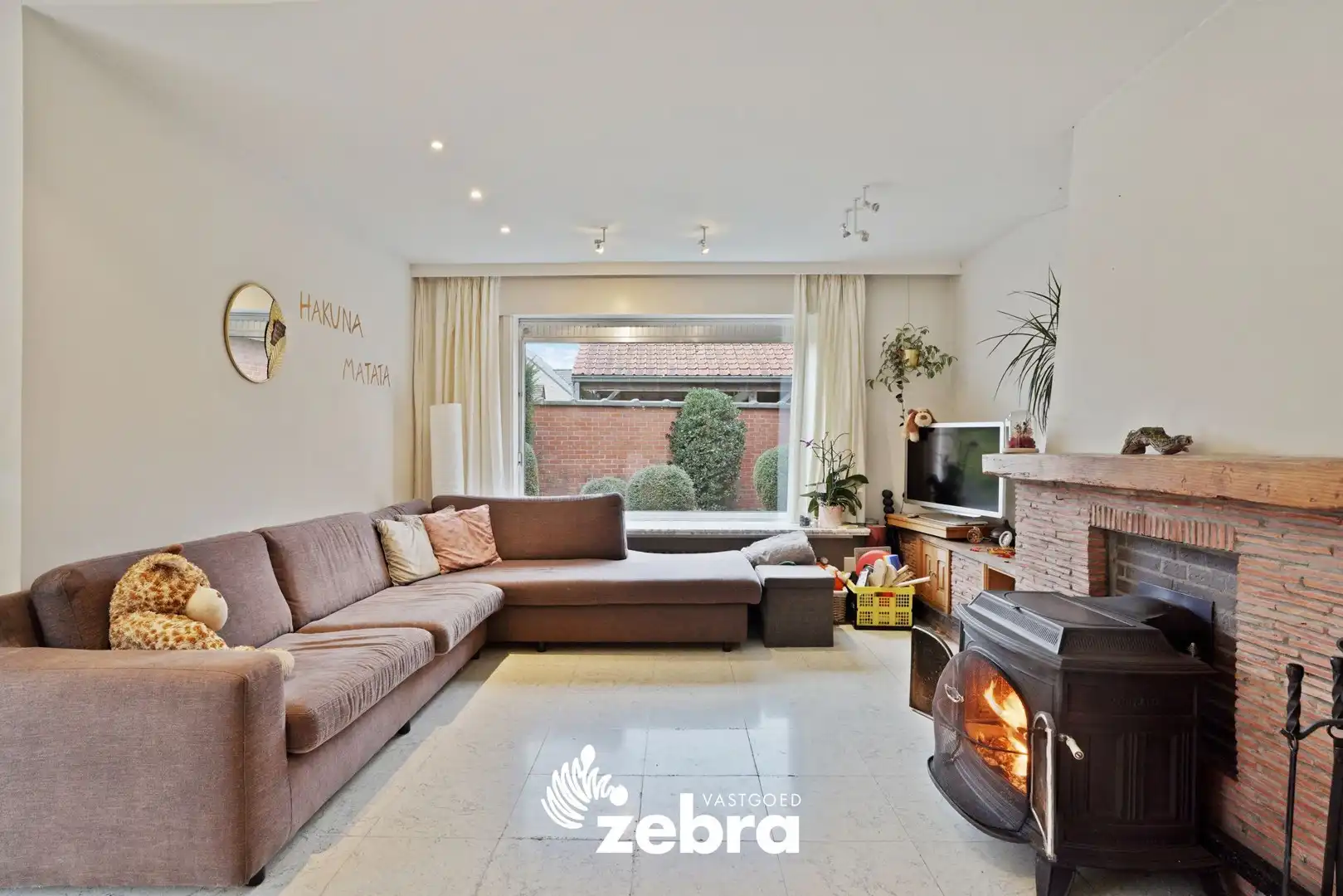 Ruime, energiezuinige woning met grote tuin, zwemvijver en schuur in Beveren aan de IJzer! foto 5