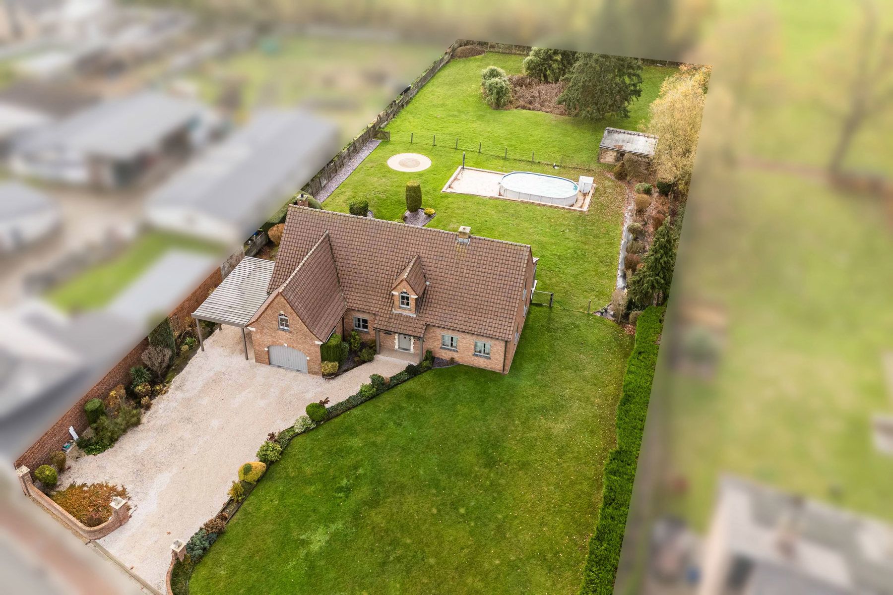 Ruime gezinswoning op zuidgericht perceel  foto 3