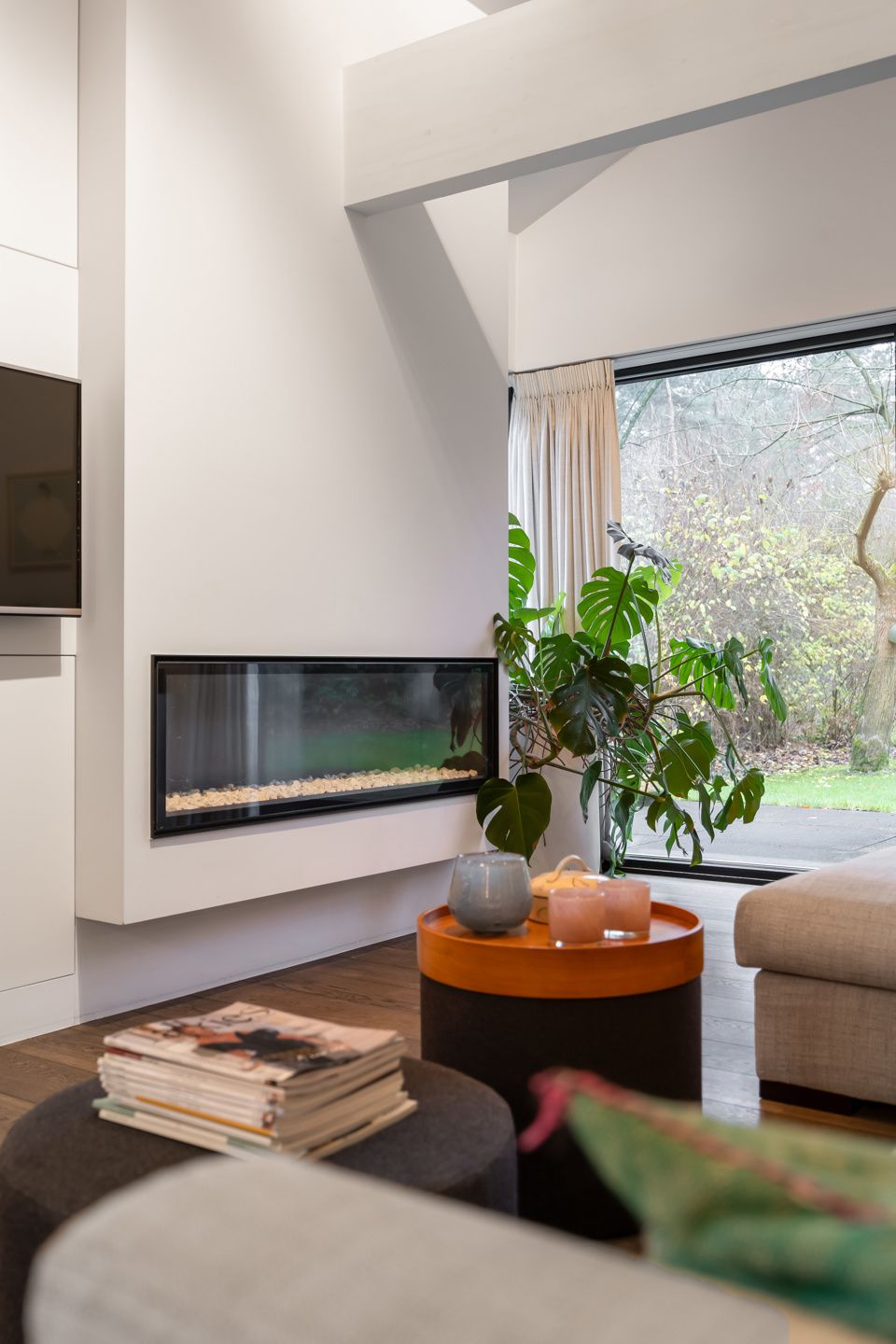 Karakterwoning met brutalistische gevel  in Hof ter Linden foto 7