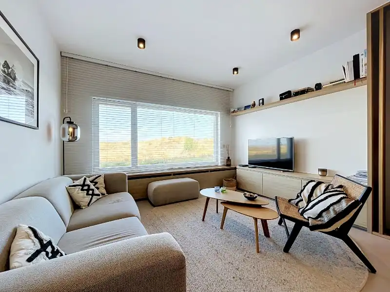MODERN GELIJKVLOERSAPPARTEMENT OP DE ZEEDIJK VAN OOSTUDINKERKE foto 9