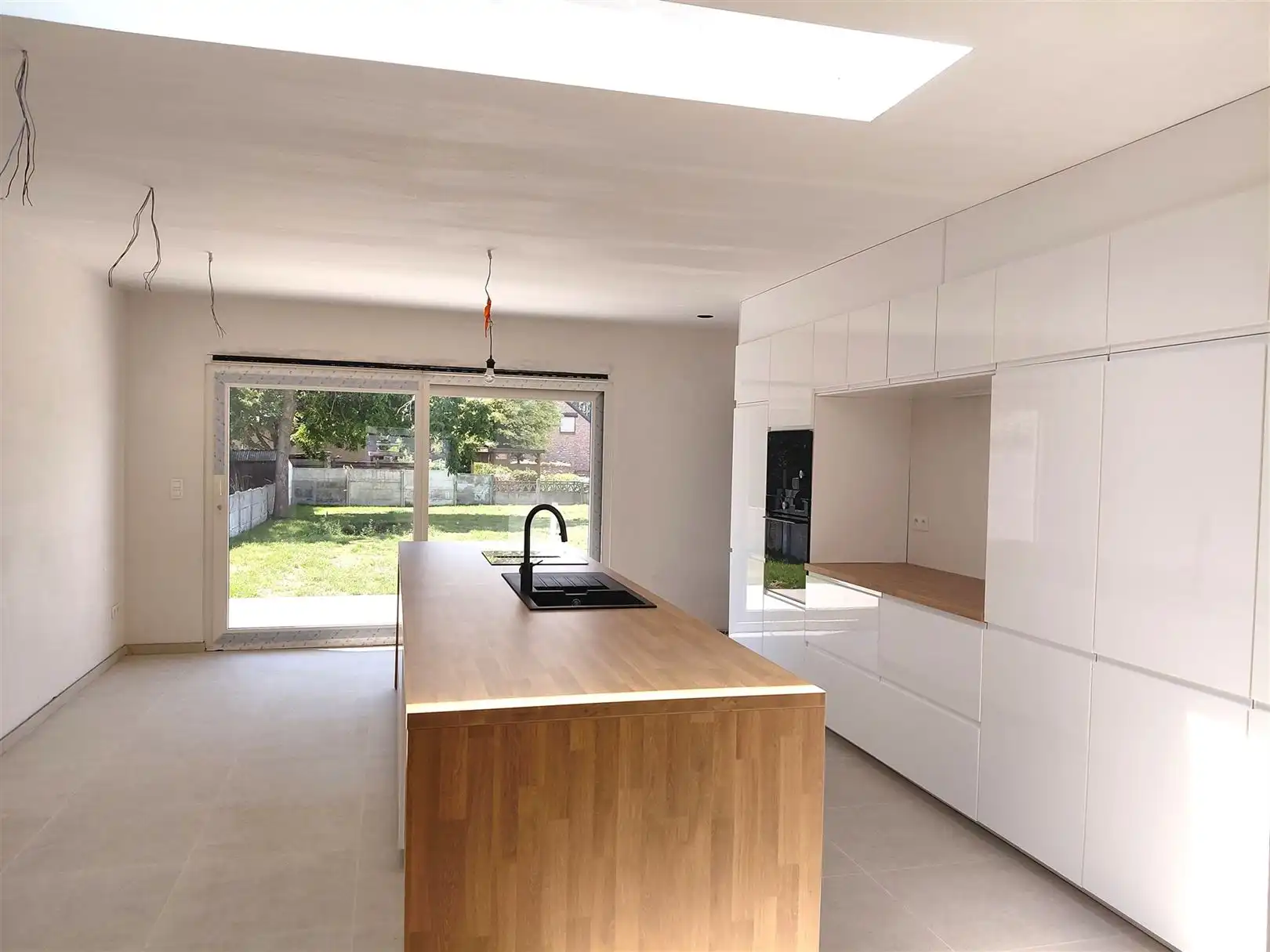 TE HUUR: Nieuwbouwwoning met 3 slaapkamers te Koersel! foto 4